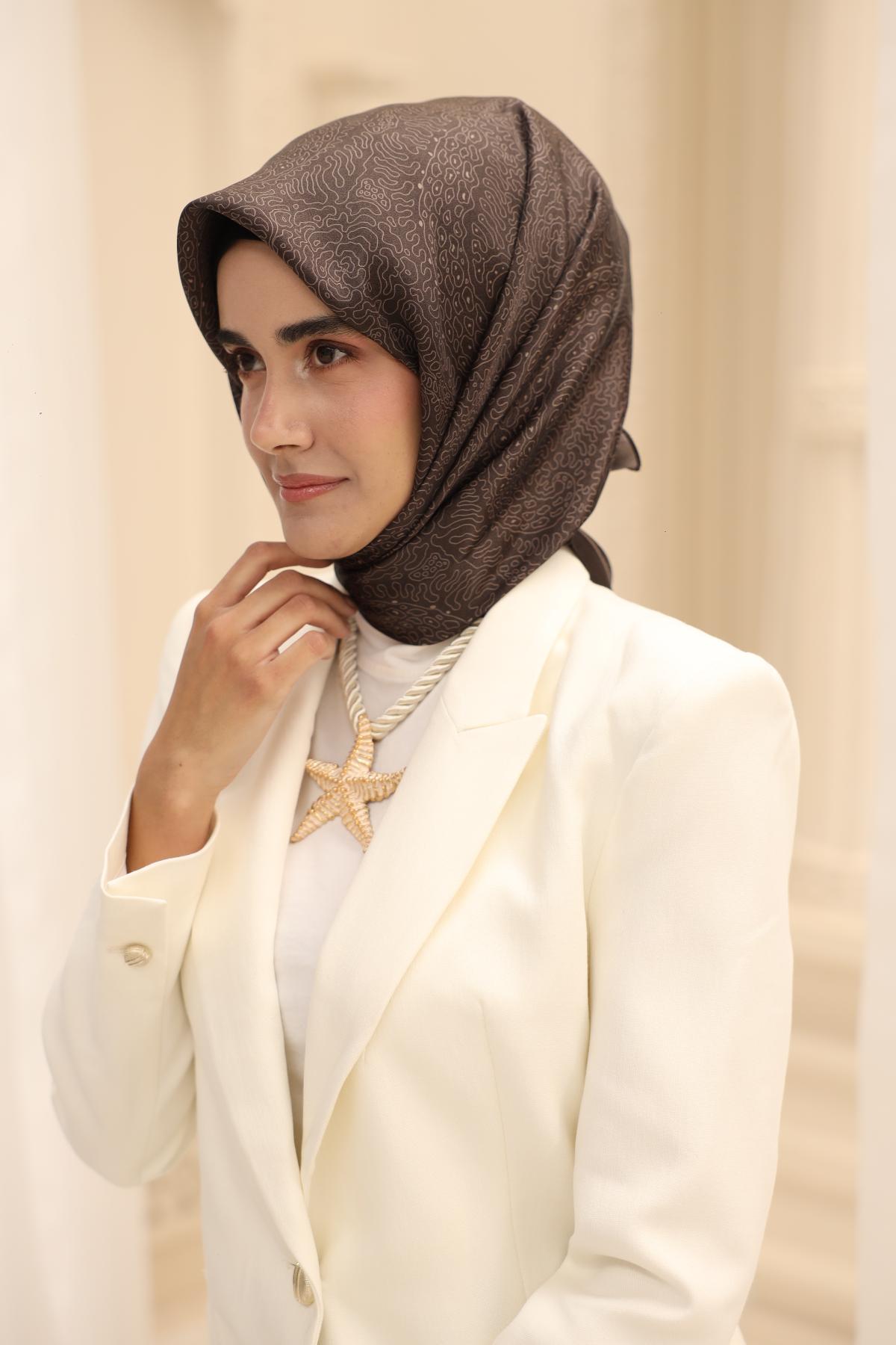 Silk Home SHiny ScarfSilk Home SHiny Eşarp 75009-20