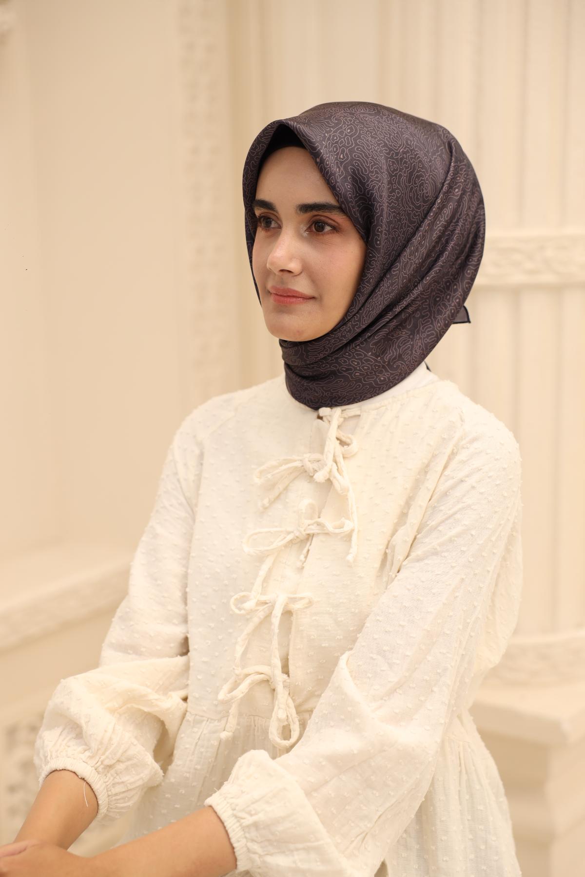 Silk Home SHiny ScarfSilk Home SHiny Eşarp 75009-24