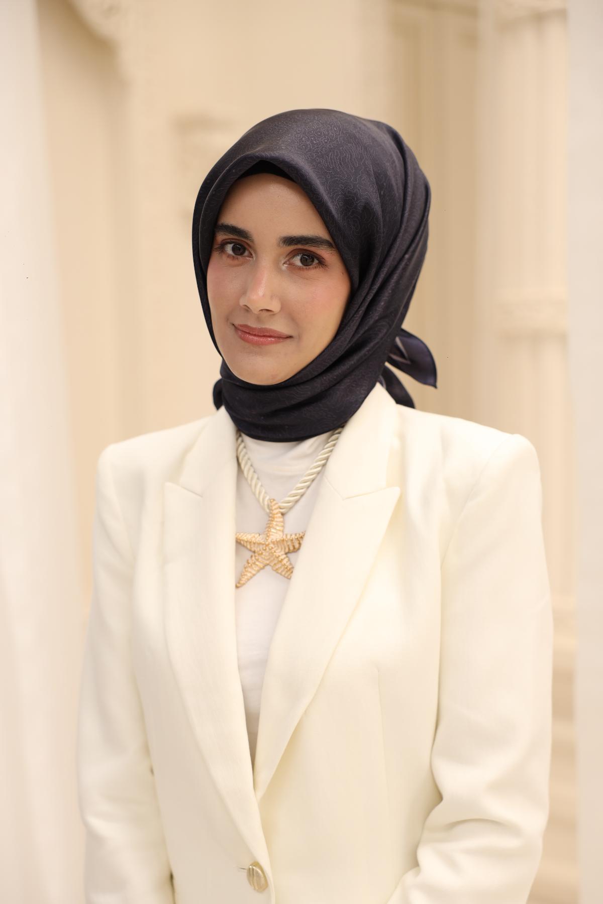 Silk Home SHiny ScarfSilk Home SHiny Eşarp 75009-27