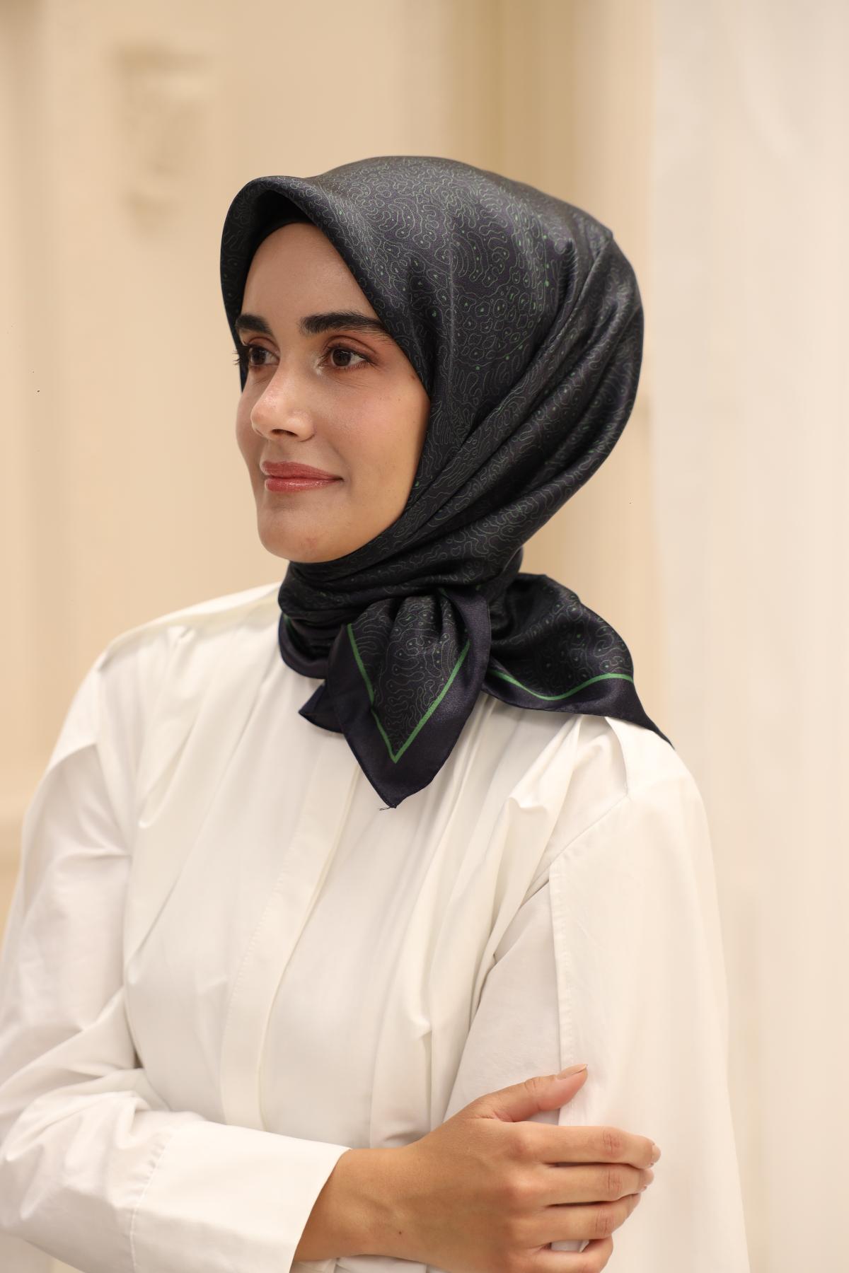 Silk Home SHiny ScarfSilk Home SHiny Eşarp 75009-31