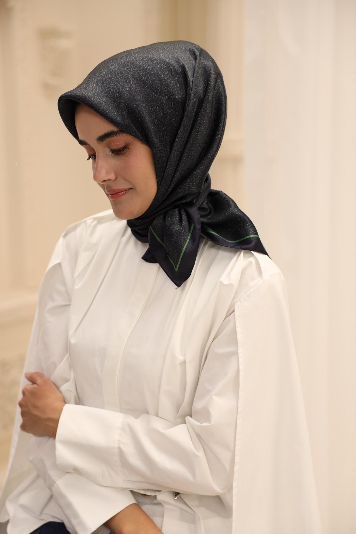 Silk Home SHiny ScarfSilk Home SHiny Eşarp 75009-31