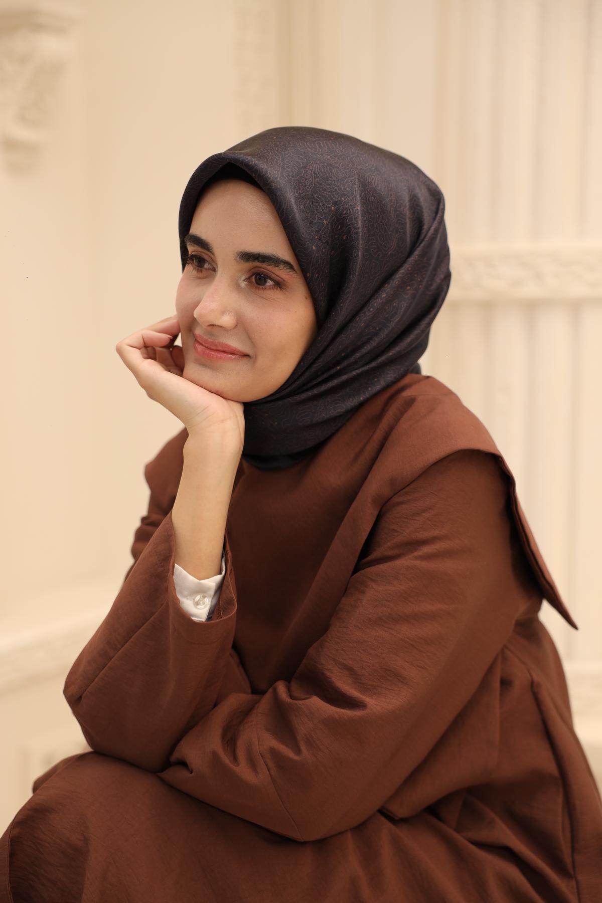 Silk Home SHiny ScarfSilk Home SHiny Eşarp 75009-32