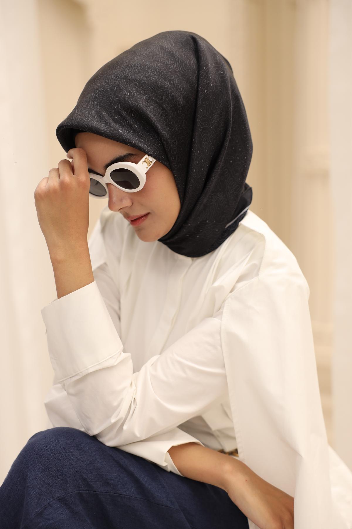 Silk Home SHiny ScarfSilk Home SHiny Eşarp 75009-38