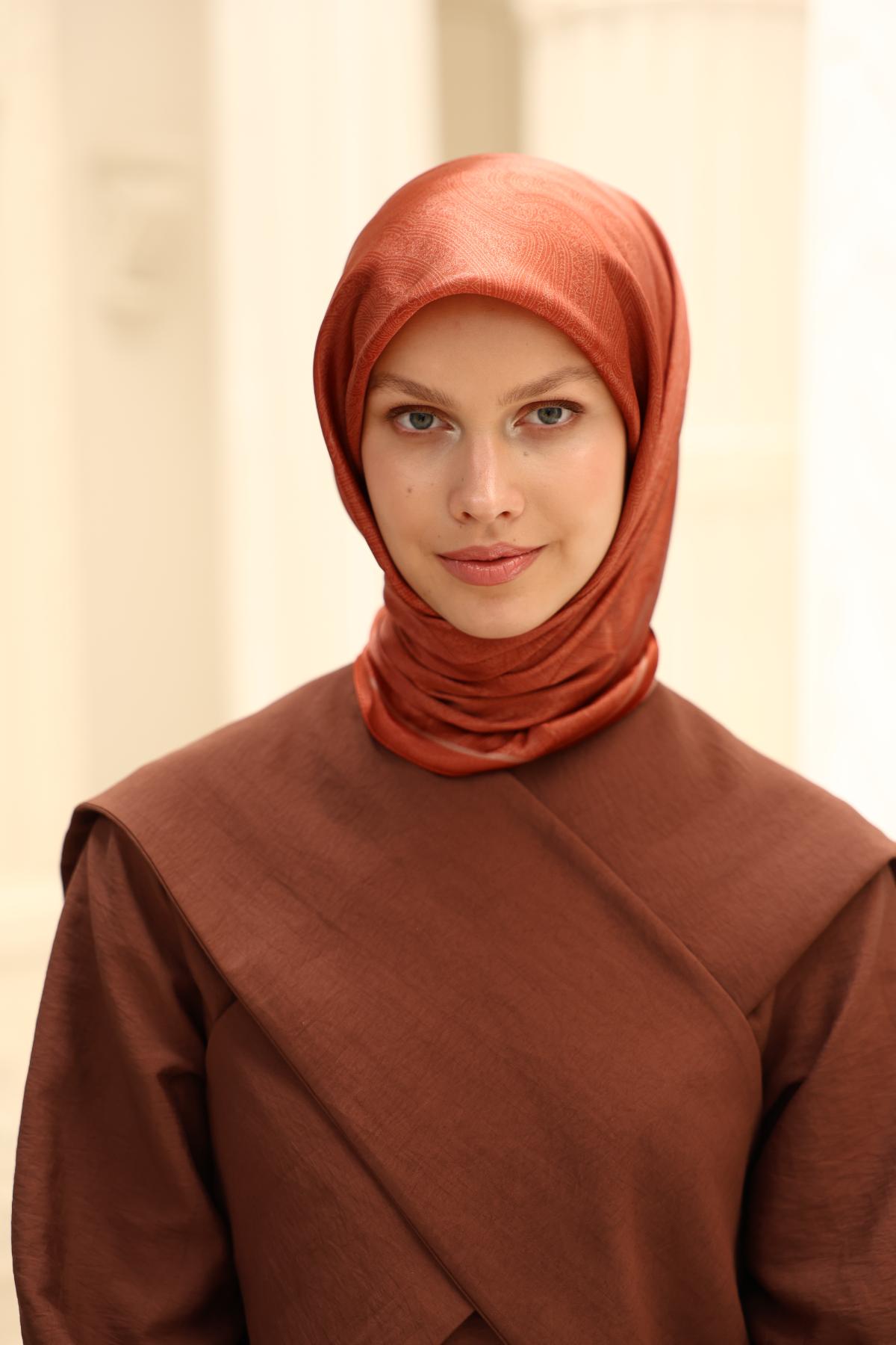 Silk Home SHiny ScarfSilk Home SHiny Eşarp 75010-02