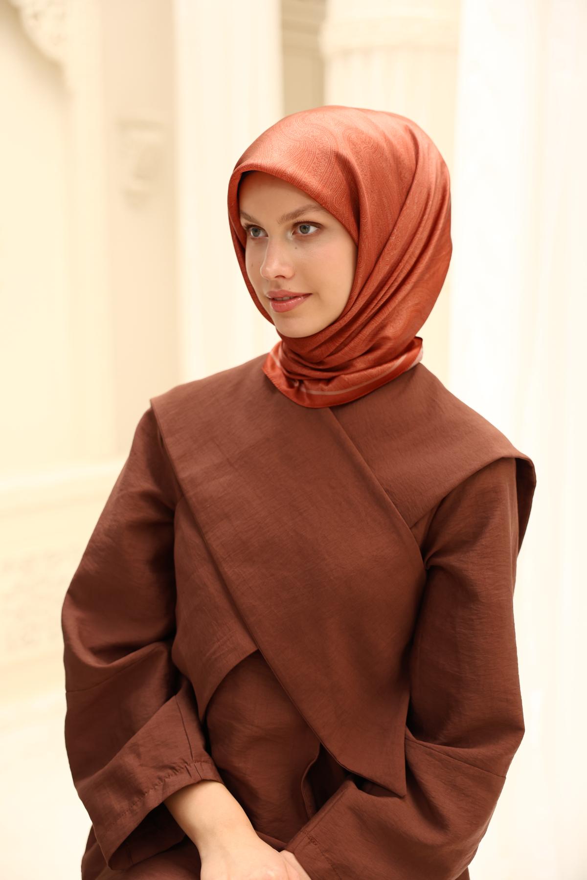 Silk Home SHiny ScarfSilk Home SHiny Eşarp 75010-02