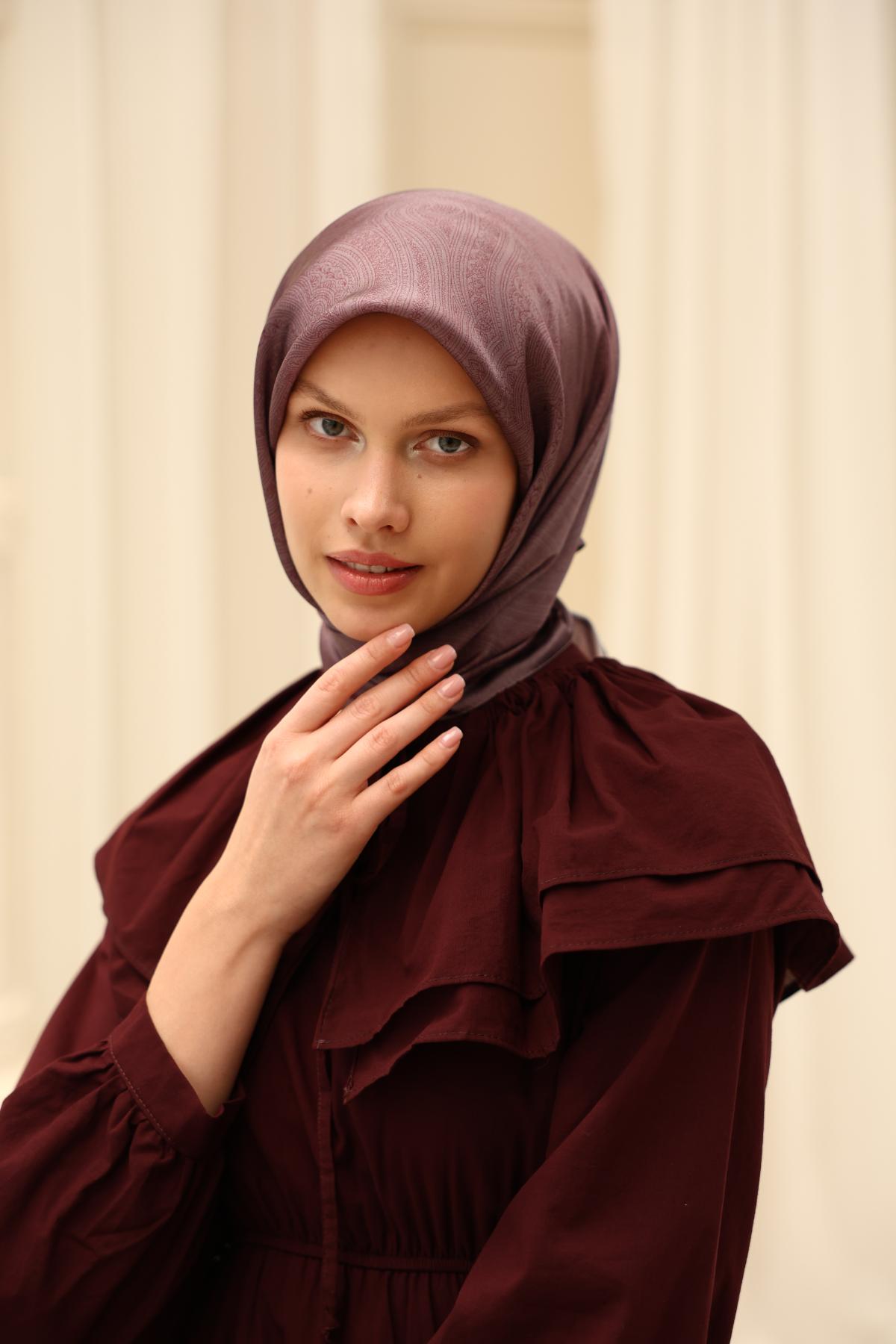 Silk Home SHiny ScarfSilk Home SHiny Eşarp 75010-04