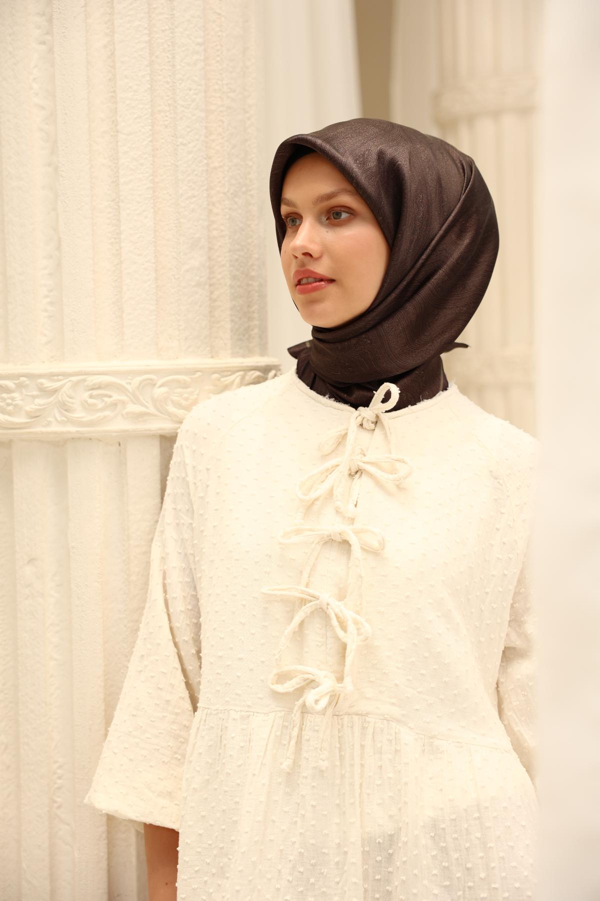 Silk Home SHiny ScarfSilk Home SHiny Eşarp 75010-06