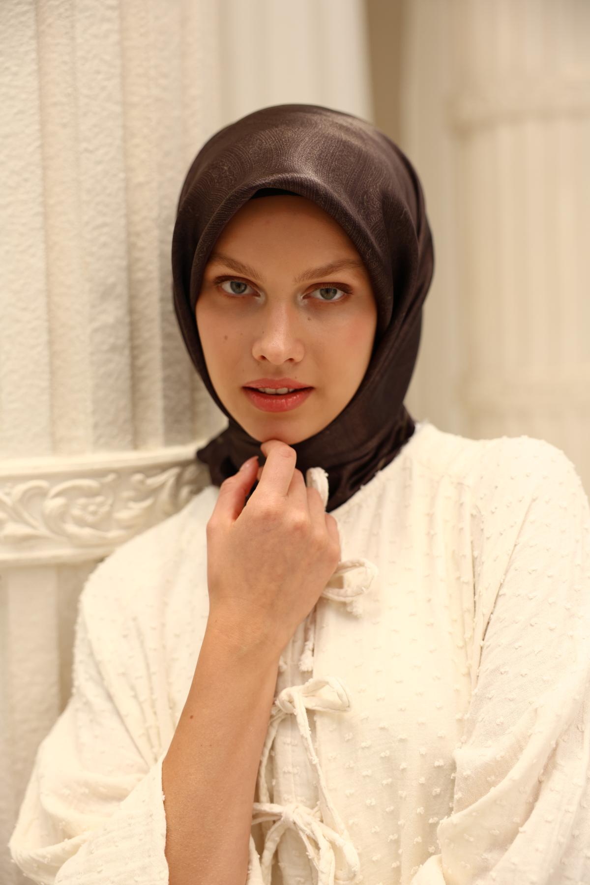 Silk Home SHiny ScarfSilk Home SHiny Eşarp 75010-06