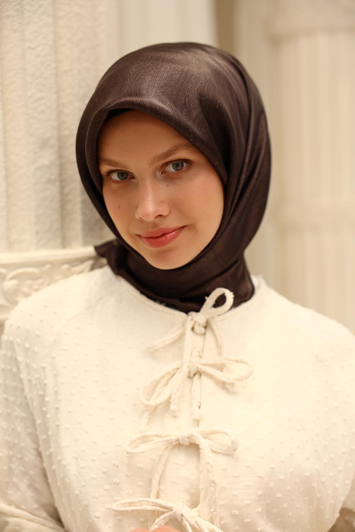 Silk Home SHiny ScarfSilk Home SHiny Eşarp 75010-06