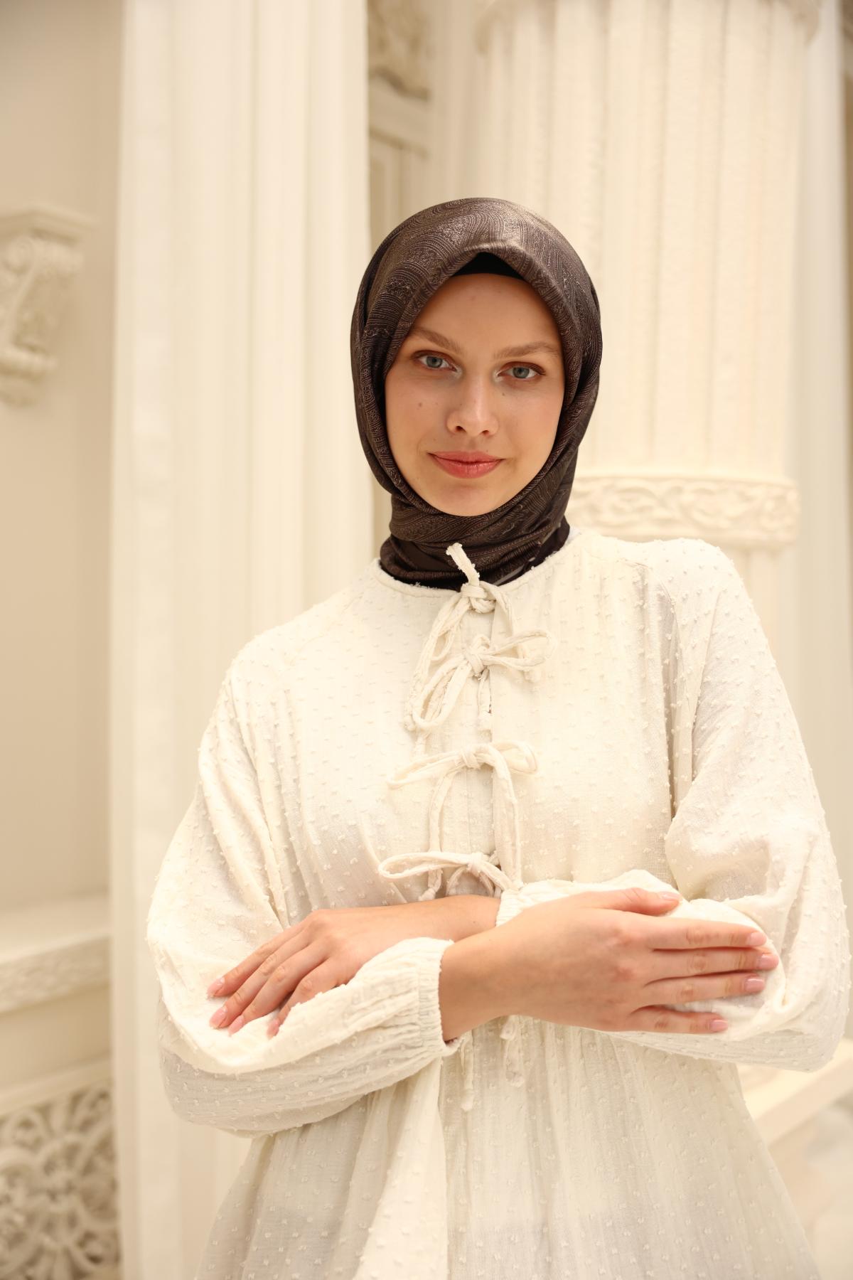 Silk Home SHiny ScarfSilk Home SHiny Eşarp 75010-07