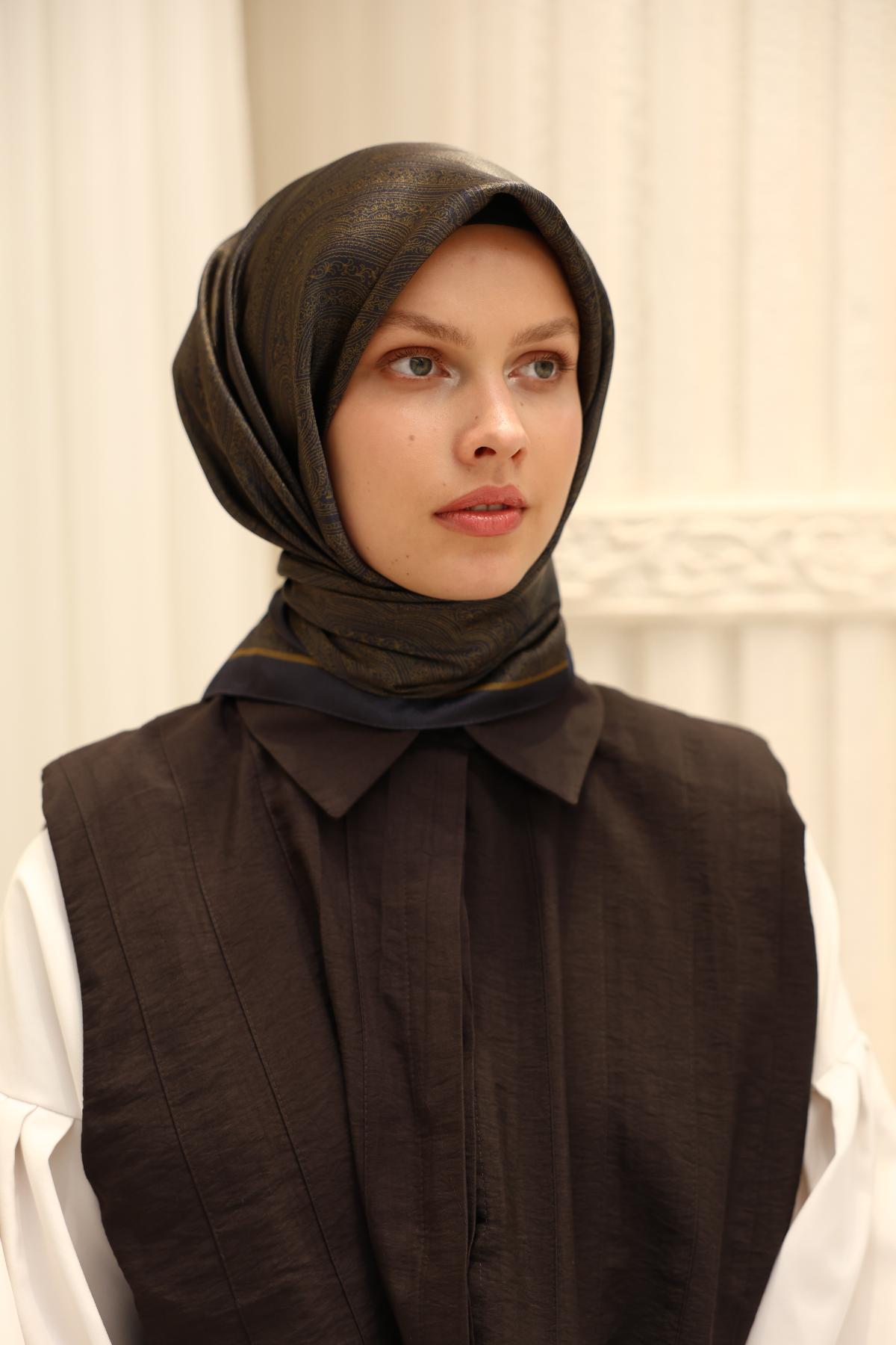 Silk Home SHiny ScarfSilk Home SHiny Eşarp 75010-16