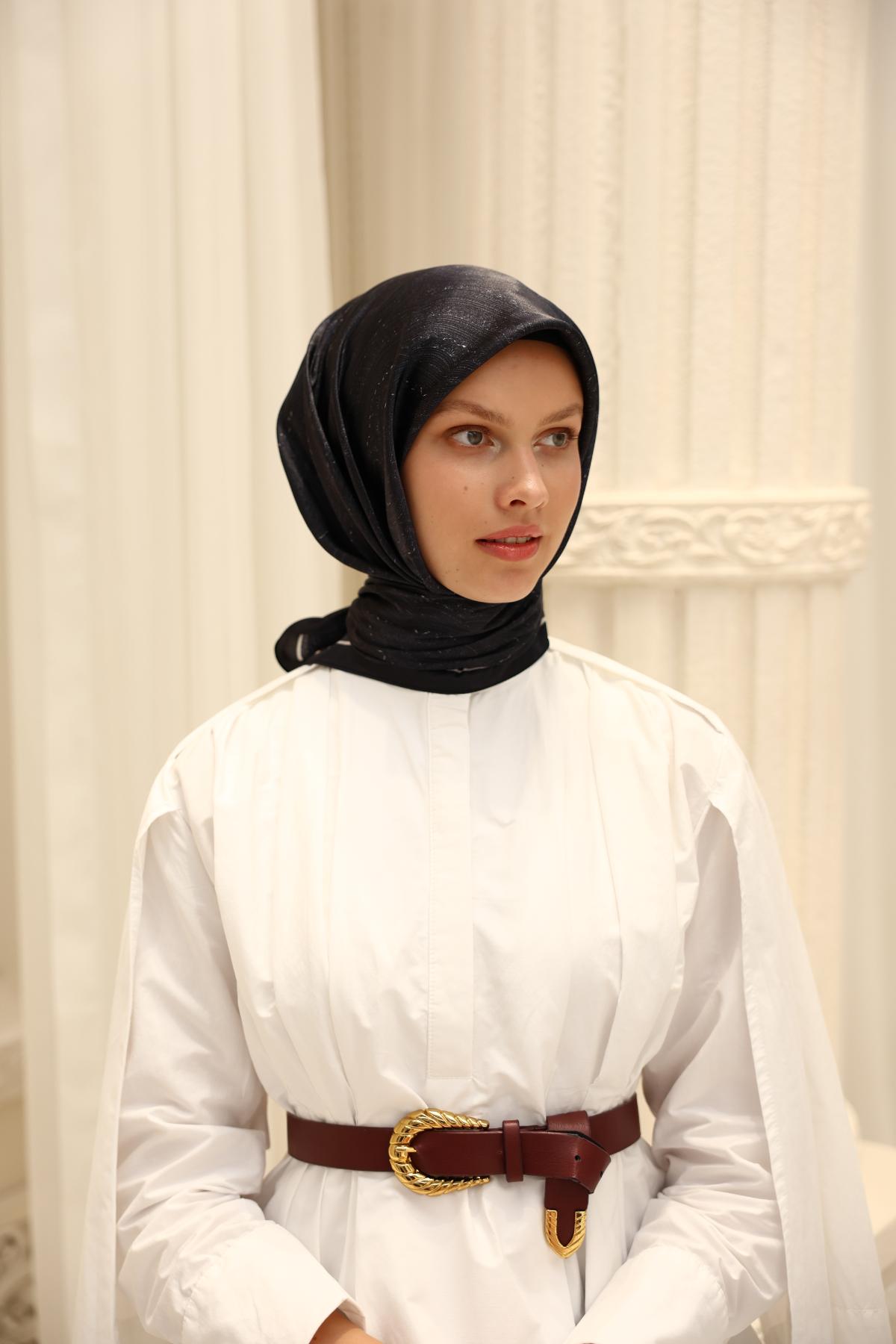 Silk Home SHiny ScarfSilk Home SHiny Eşarp 75010-17