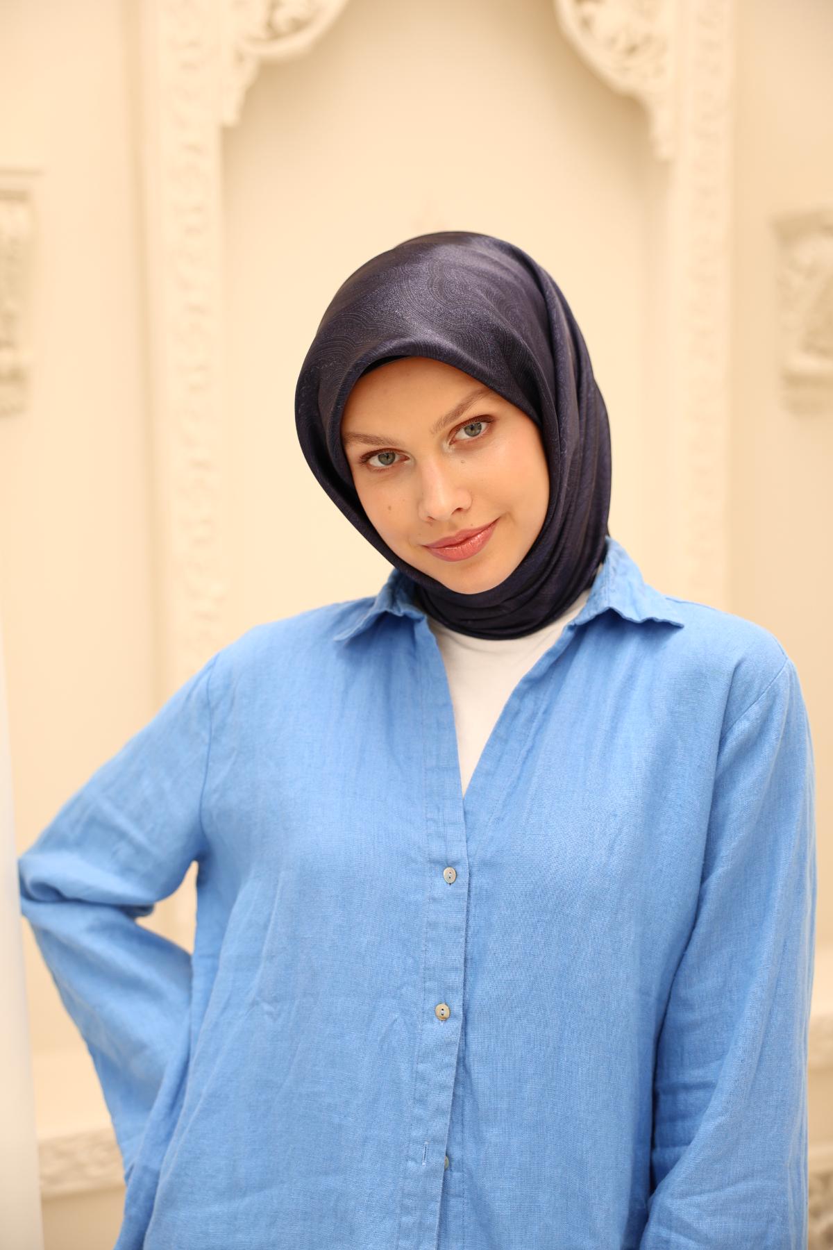 Silk Home SHiny ScarfSilk Home SHiny Eşarp 75010-25