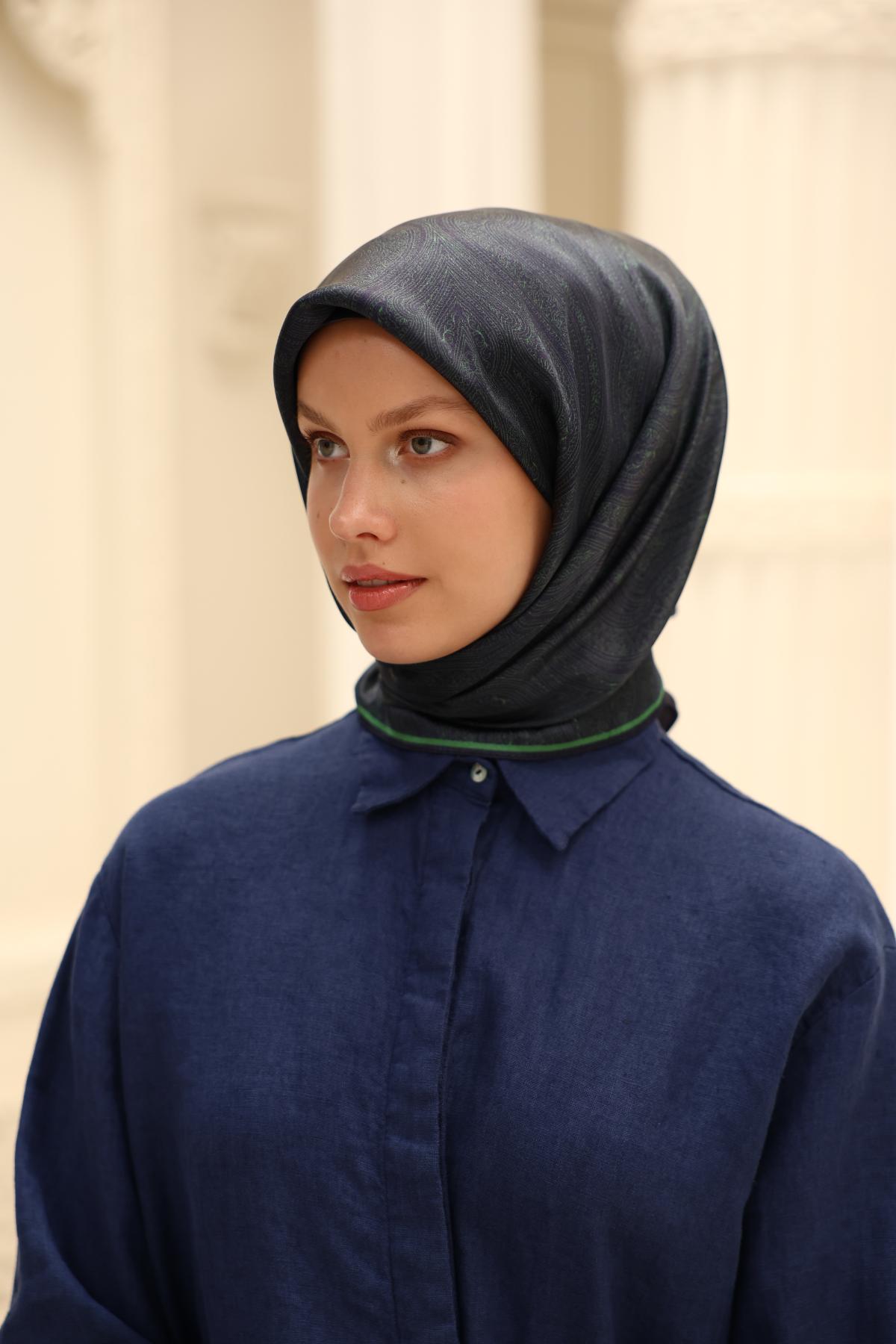 Silk Home SHiny ScarfSilk Home SHiny Eşarp 75010-26