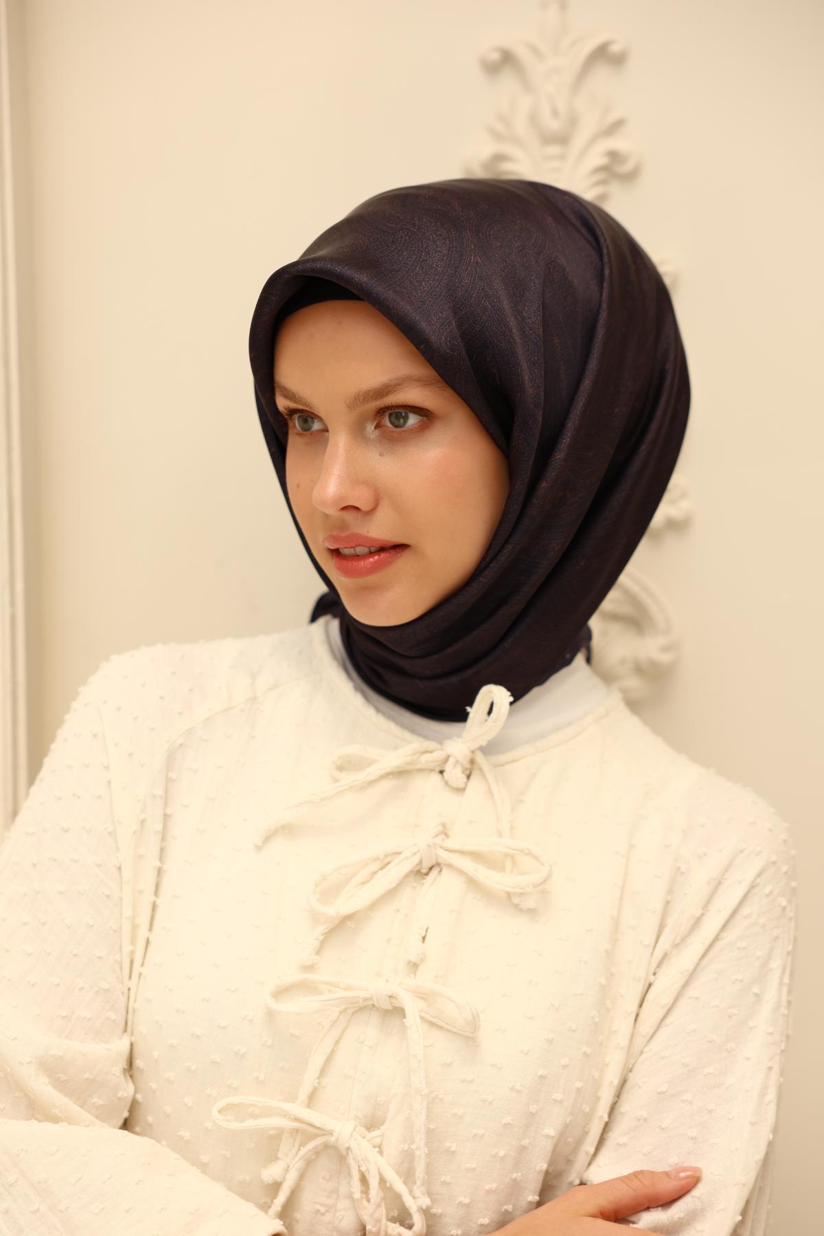 Silk Home SHiny ScarfSilk Home SHiny Eşarp 75010-27