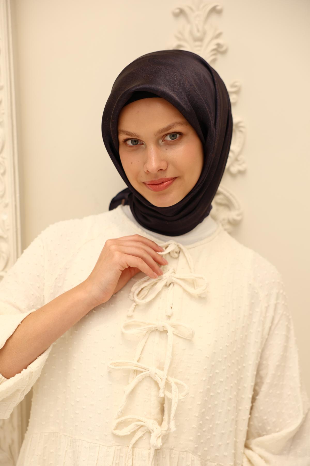 Silk Home SHiny ScarfSilk Home SHiny Eşarp 75010-27