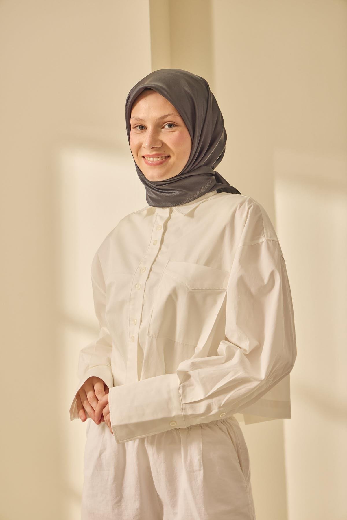 Silk Home SHiny ScarfSilk Home SHiny Eşarp 75011-06