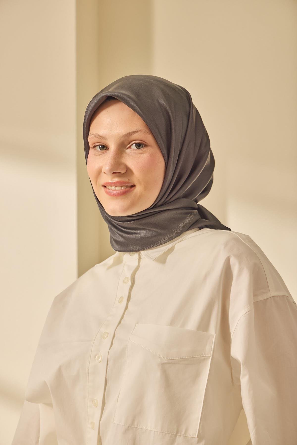 Silk Home SHiny ScarfSilk Home SHiny Eşarp 75011-06