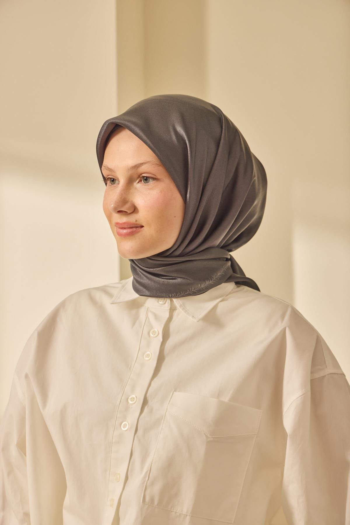 Silk Home SHiny ScarfSilk Home SHiny Eşarp 75011-06