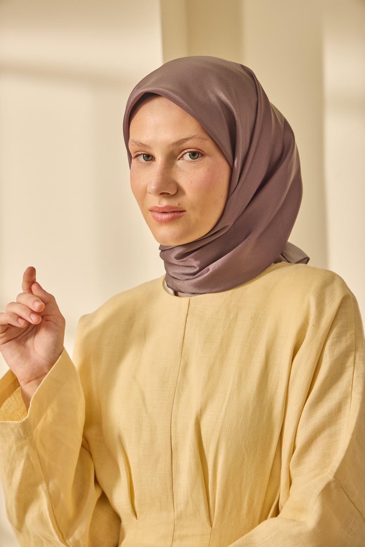 Silk Home SHiny ScarfSilk Home SHiny Eşarp 75011-07