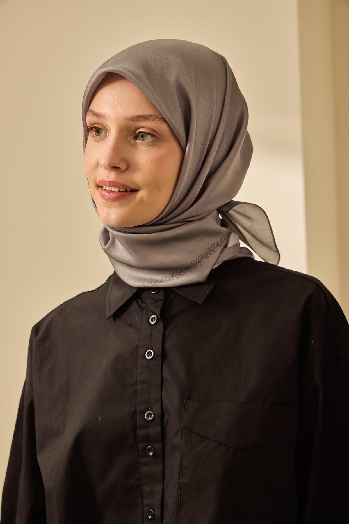 Silk Home SHiny ScarfSilk Home SHiny Eşarp 75011-09