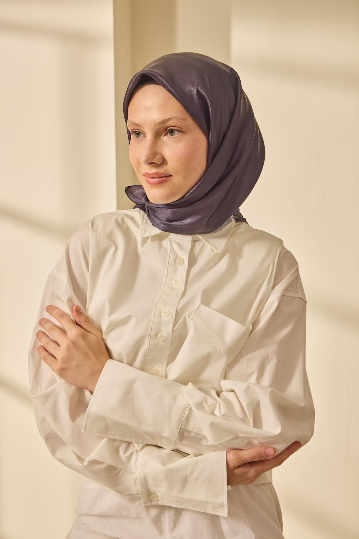 Silk Home SHiny ScarfSilk Home SHiny Eşarp 75011-18