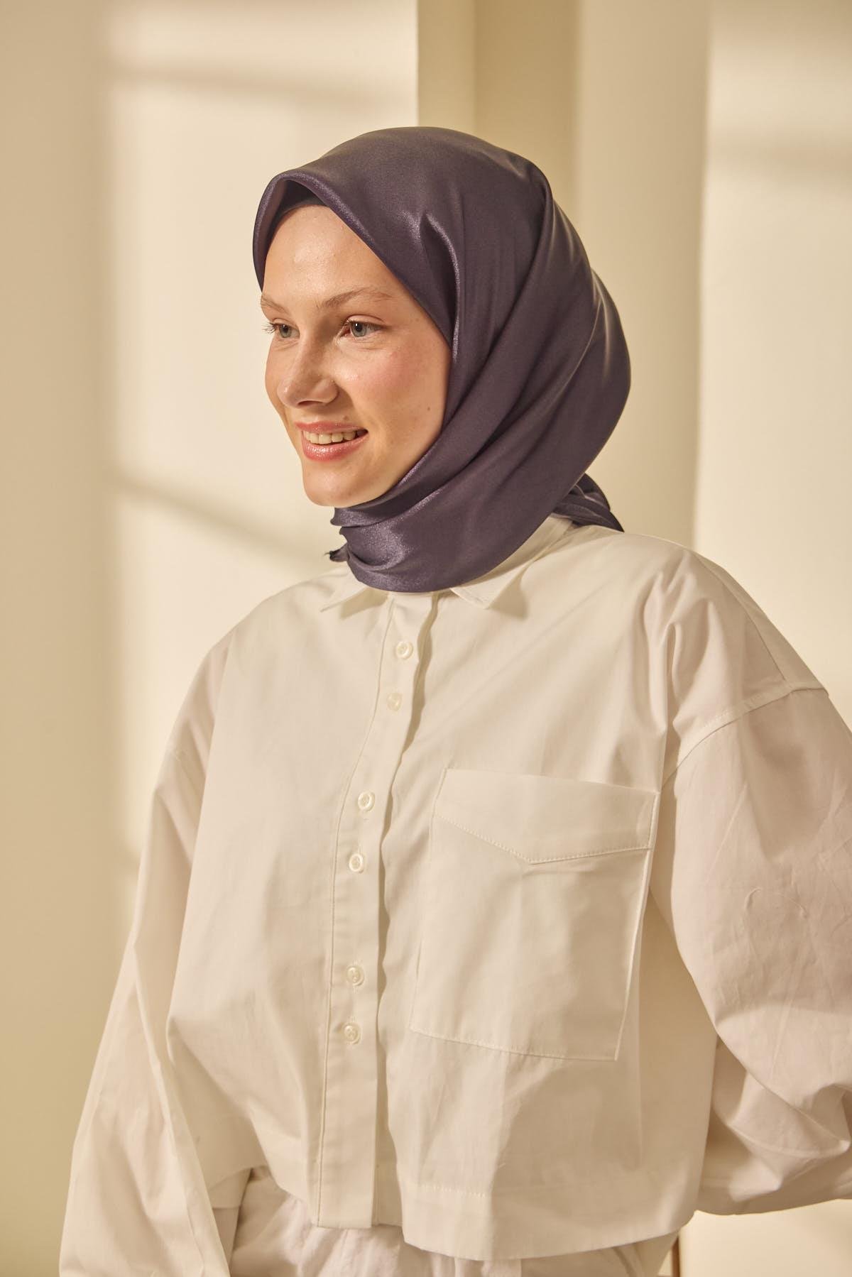 Silk Home SHiny ScarfSilk Home SHiny Eşarp 75011-18