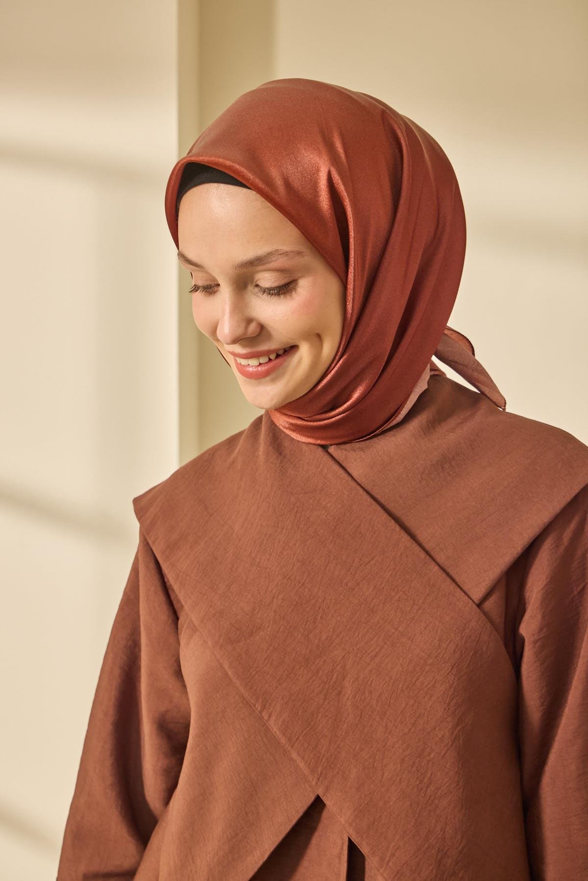 Silk Home SHiny ScarfSilk Home SHiny Eşarp 75011-22