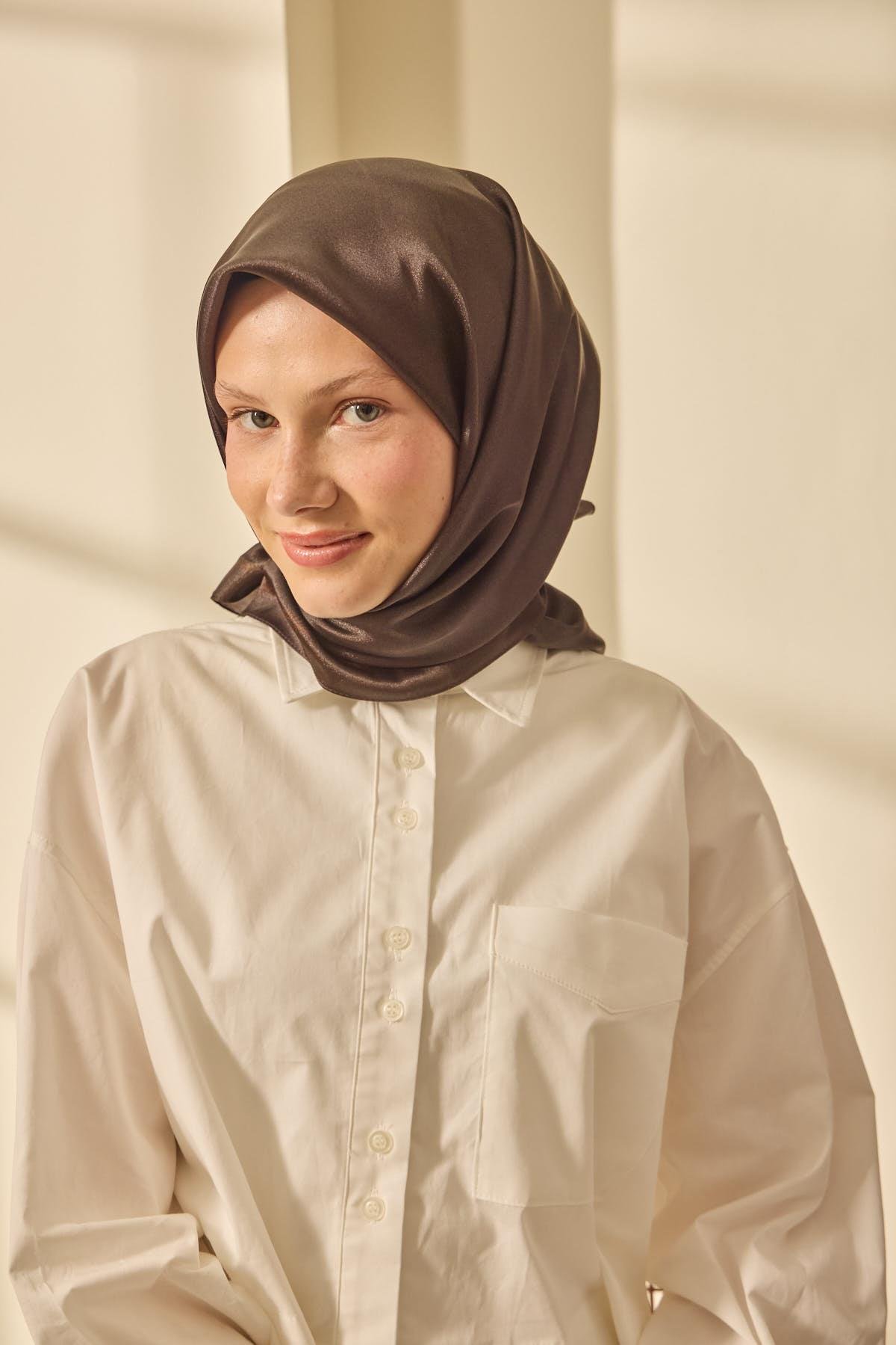 Silk Home SHiny ScarfSilk Home SHiny Eşarp 75011-24