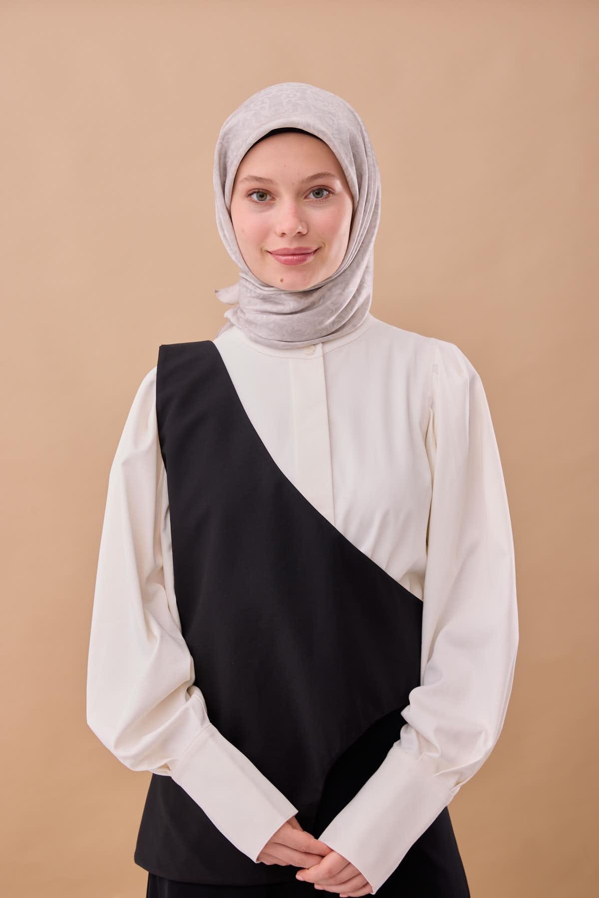 Silk Home SHiny ScarfSilk Home SHiny Eşarp 75012-03