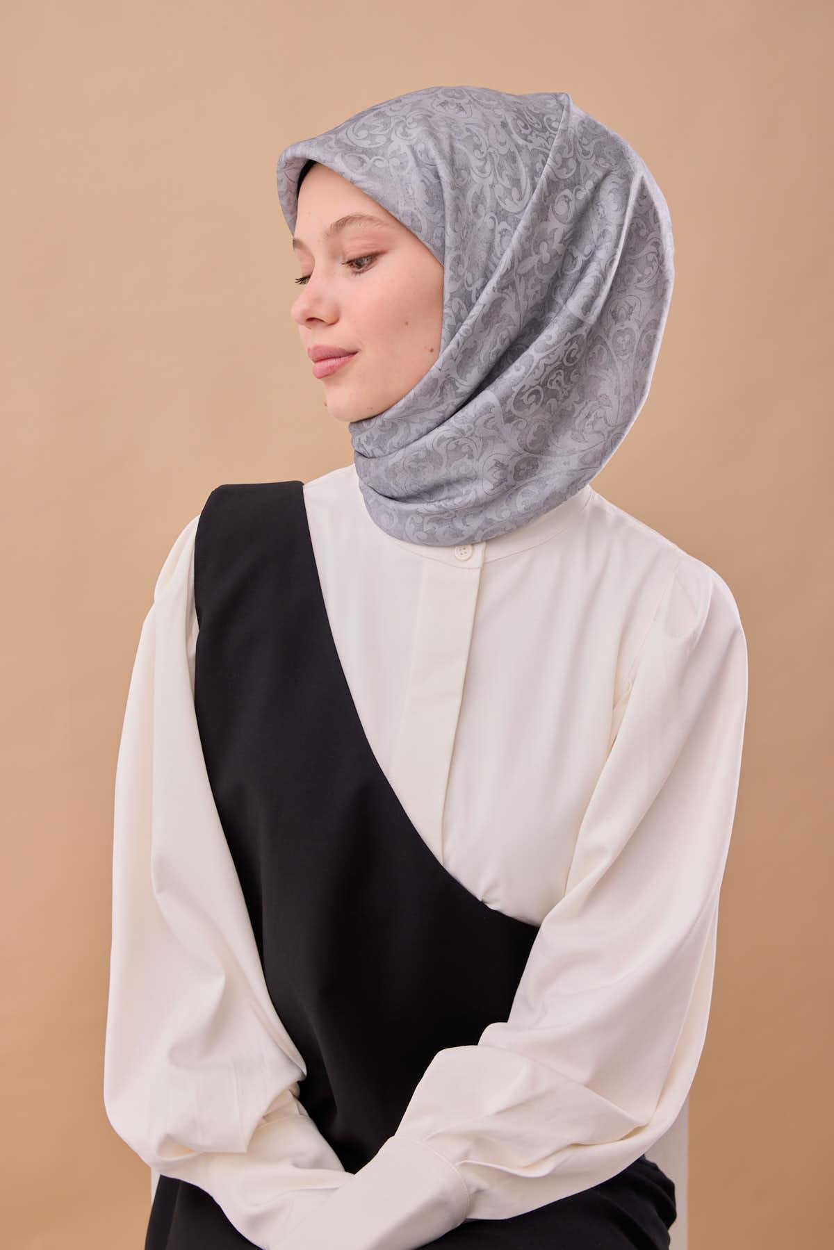 Silk Home SHiny ScarfSilk Home SHiny Eşarp 75012-07