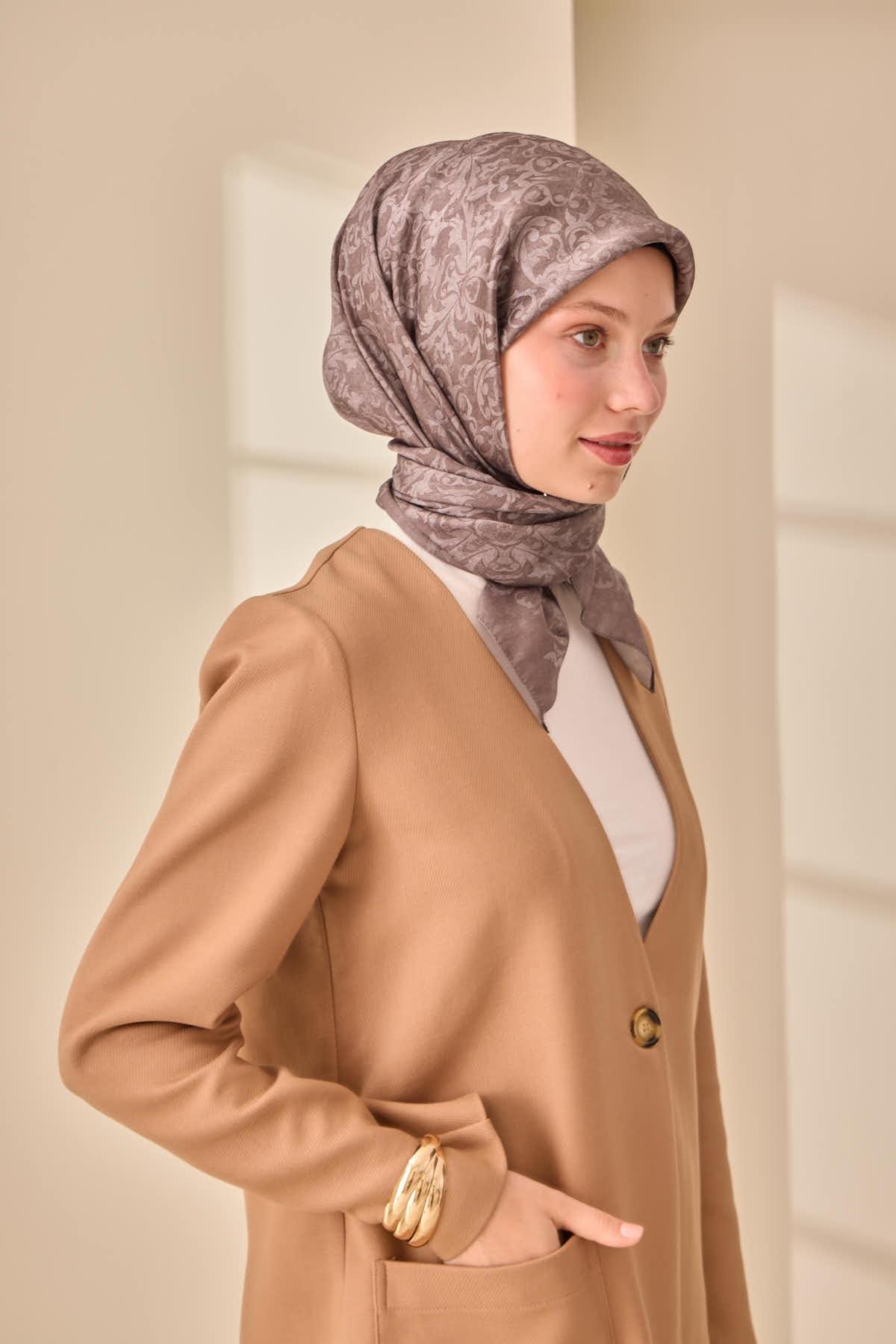 Silk Home SHiny ScarfSilk Home SHiny Eşarp 75012-16