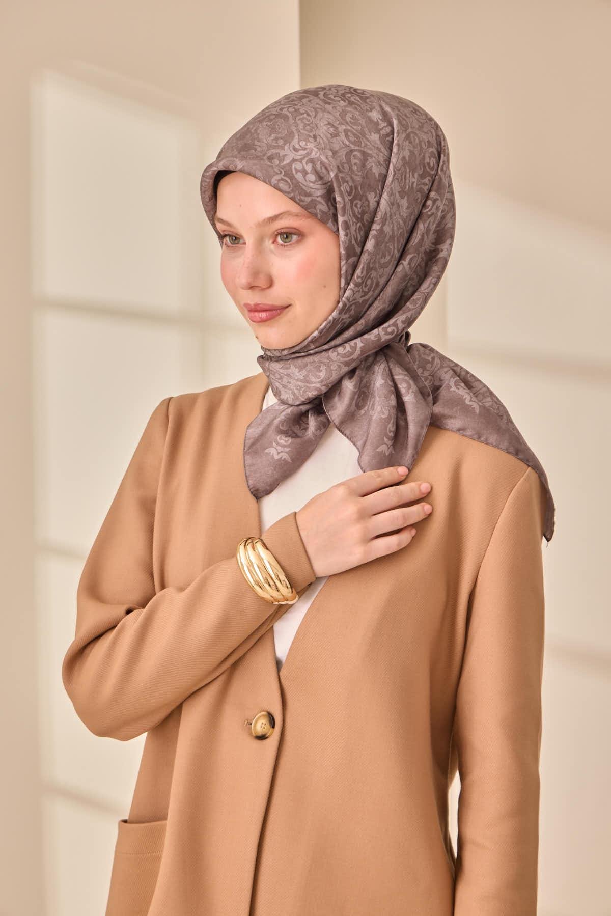 Silk Home SHiny ScarfSilk Home SHiny Eşarp 75012-16