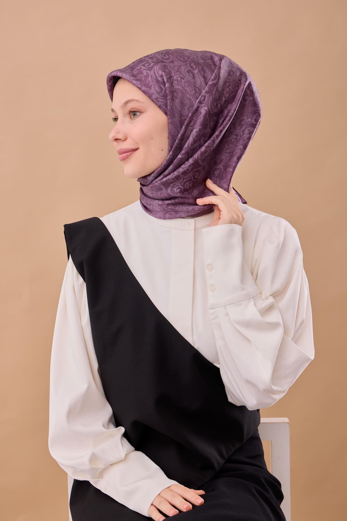 Silk Home SHiny ScarfSilk Home SHiny Eşarp 75012-19