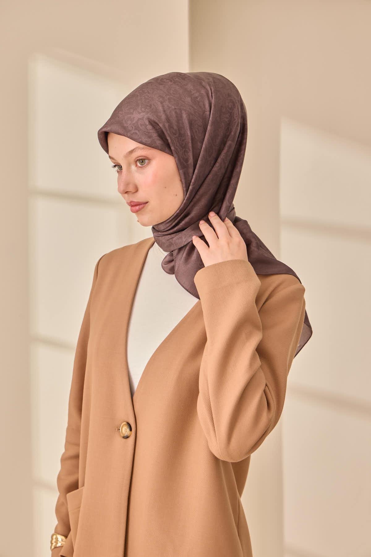 Silk Home SHiny ScarfSilk Home SHiny Eşarp 75012-23