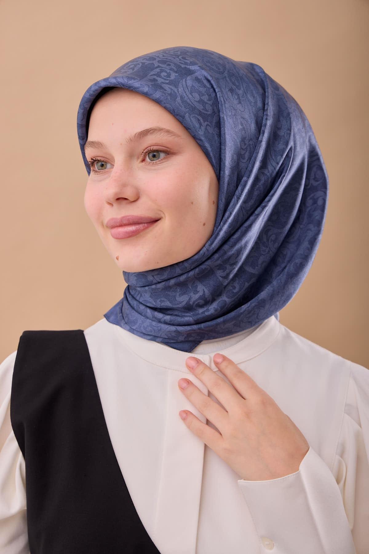 Silk Home SHiny ScarfSilk Home SHiny Eşarp 75012-24