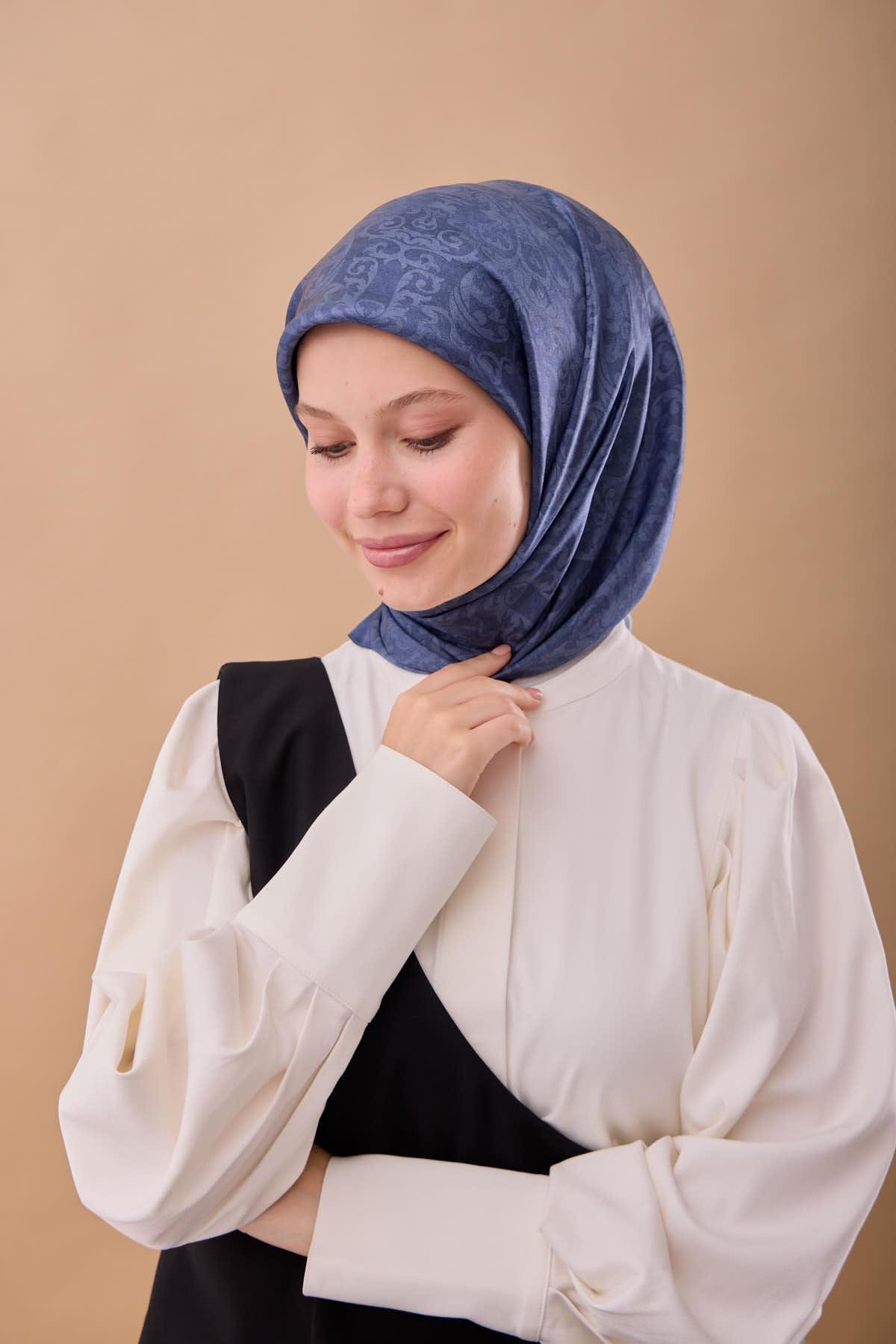 Silk Home SHiny ScarfSilk Home SHiny Eşarp 75012-24