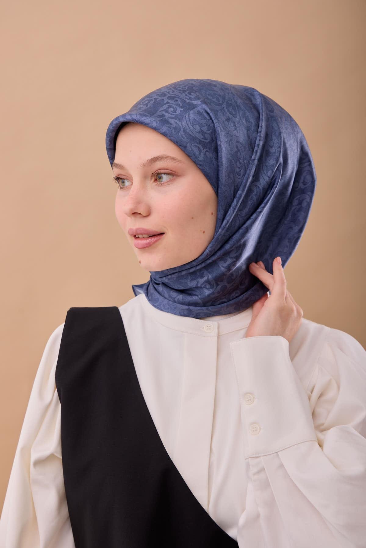 Silk Home SHiny ScarfSilk Home SHiny Eşarp 75012-24