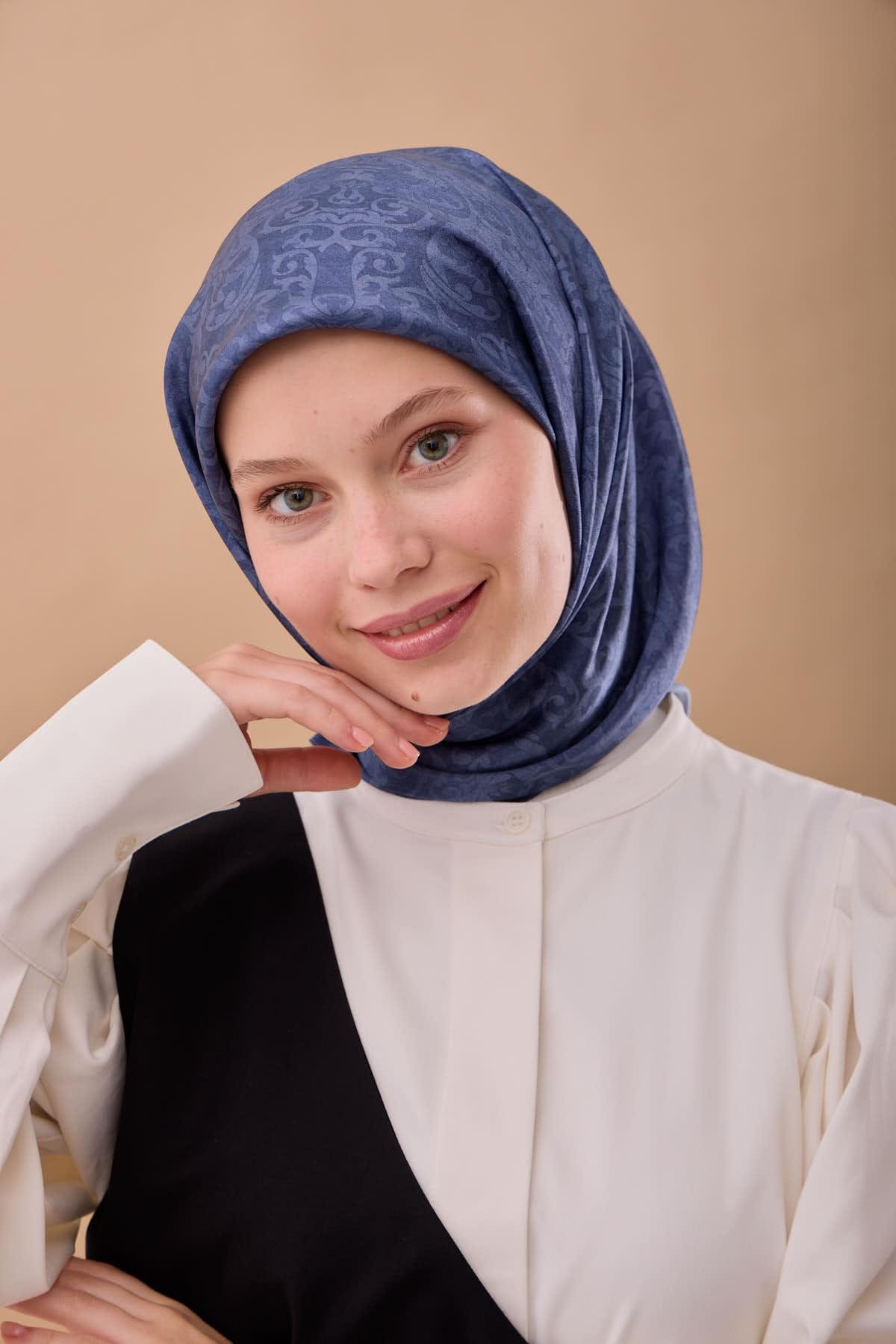 Silk Home SHiny ScarfSilk Home SHiny Eşarp 75012-24