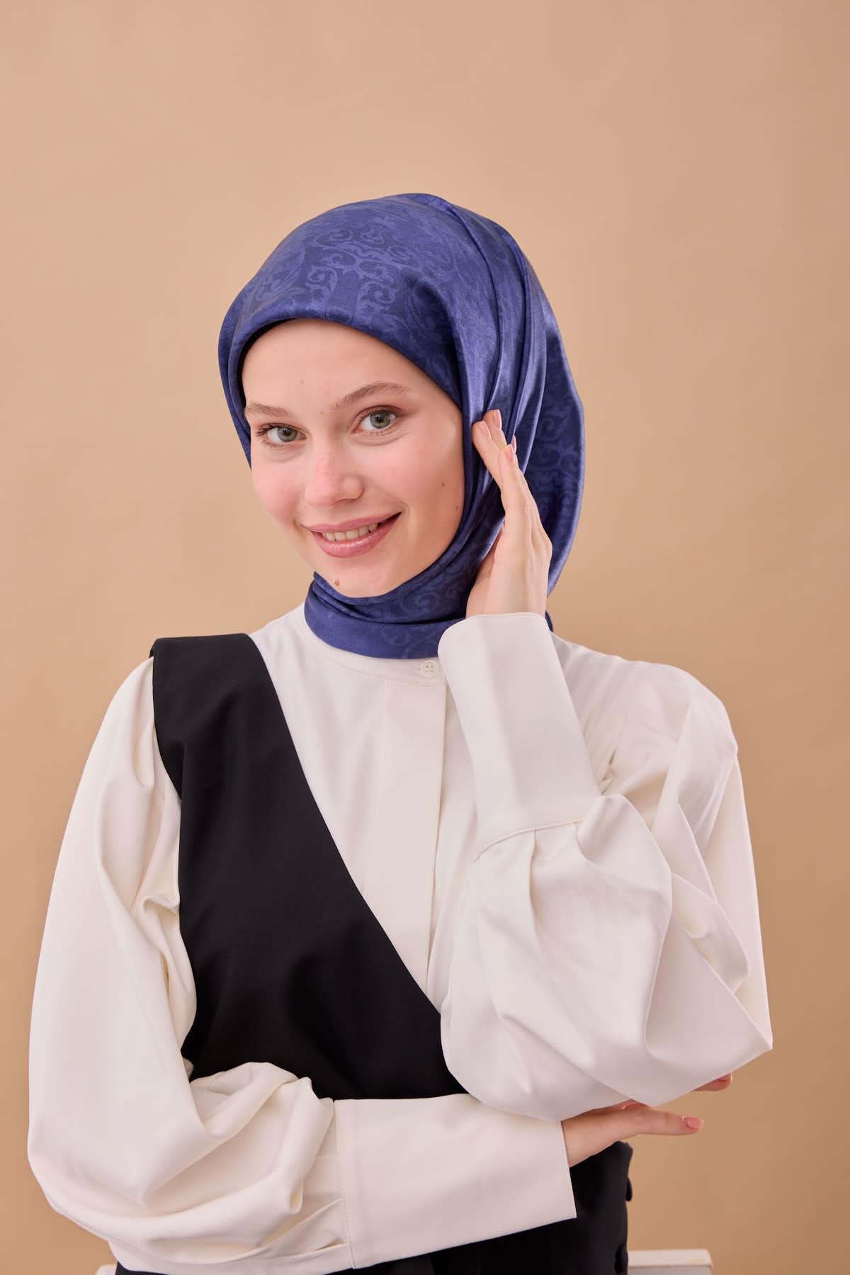 Silk Home SHiny ScarfSilk Home SHiny Eşarp 75012-25