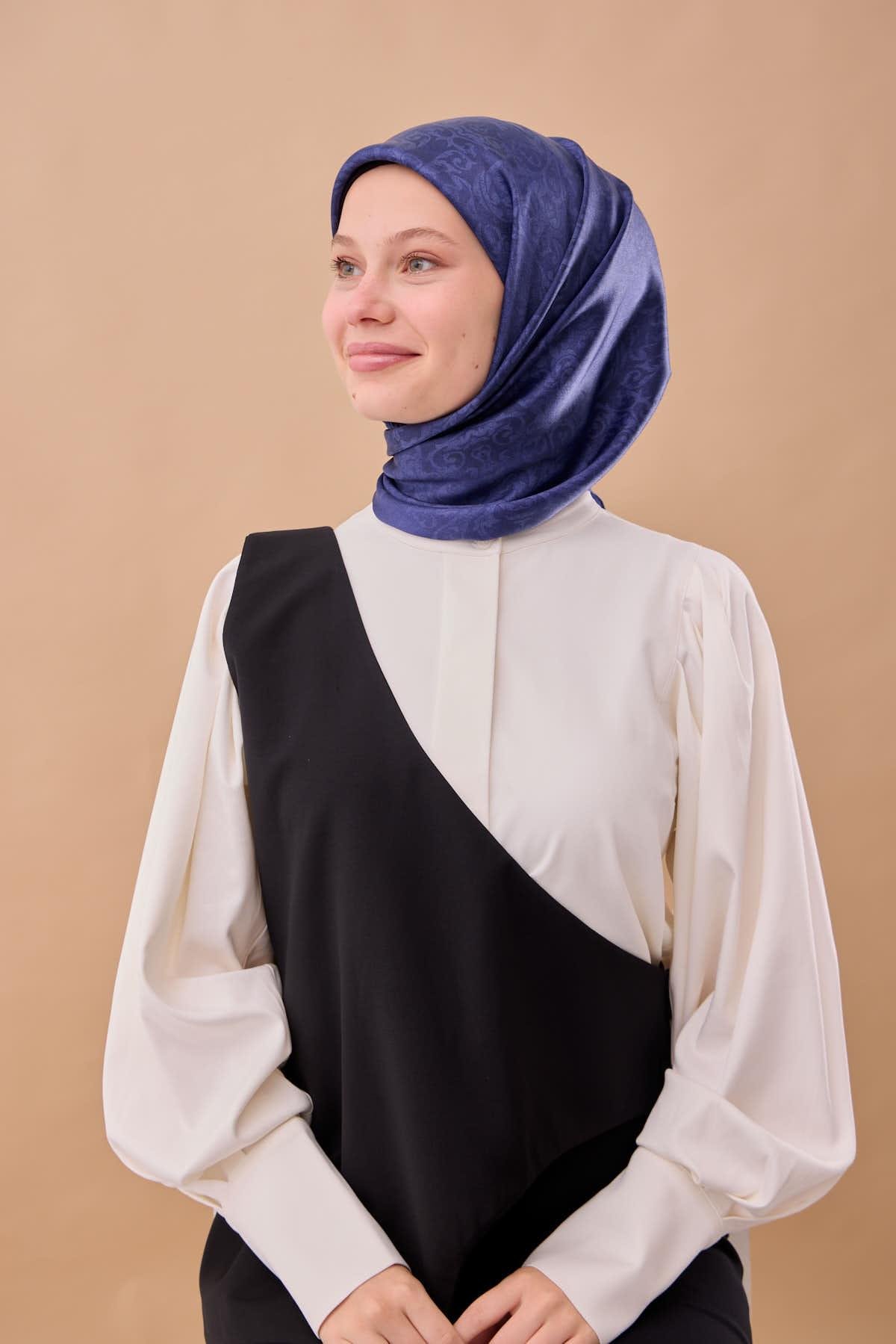 Silk Home SHiny ScarfSilk Home SHiny Eşarp 75012-25