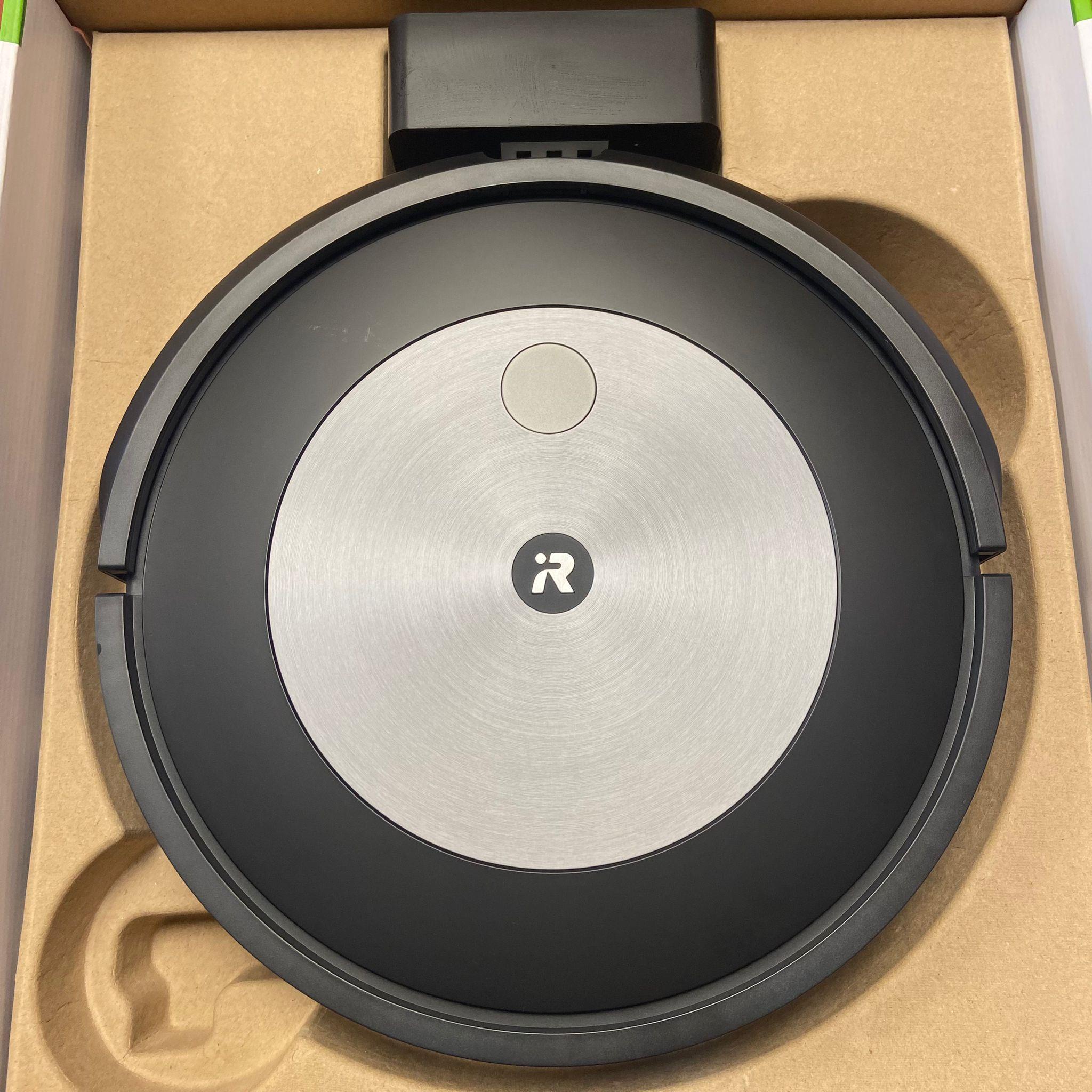6125 - İRobot Roomba J7 Robot Süpürge (OUTLET)