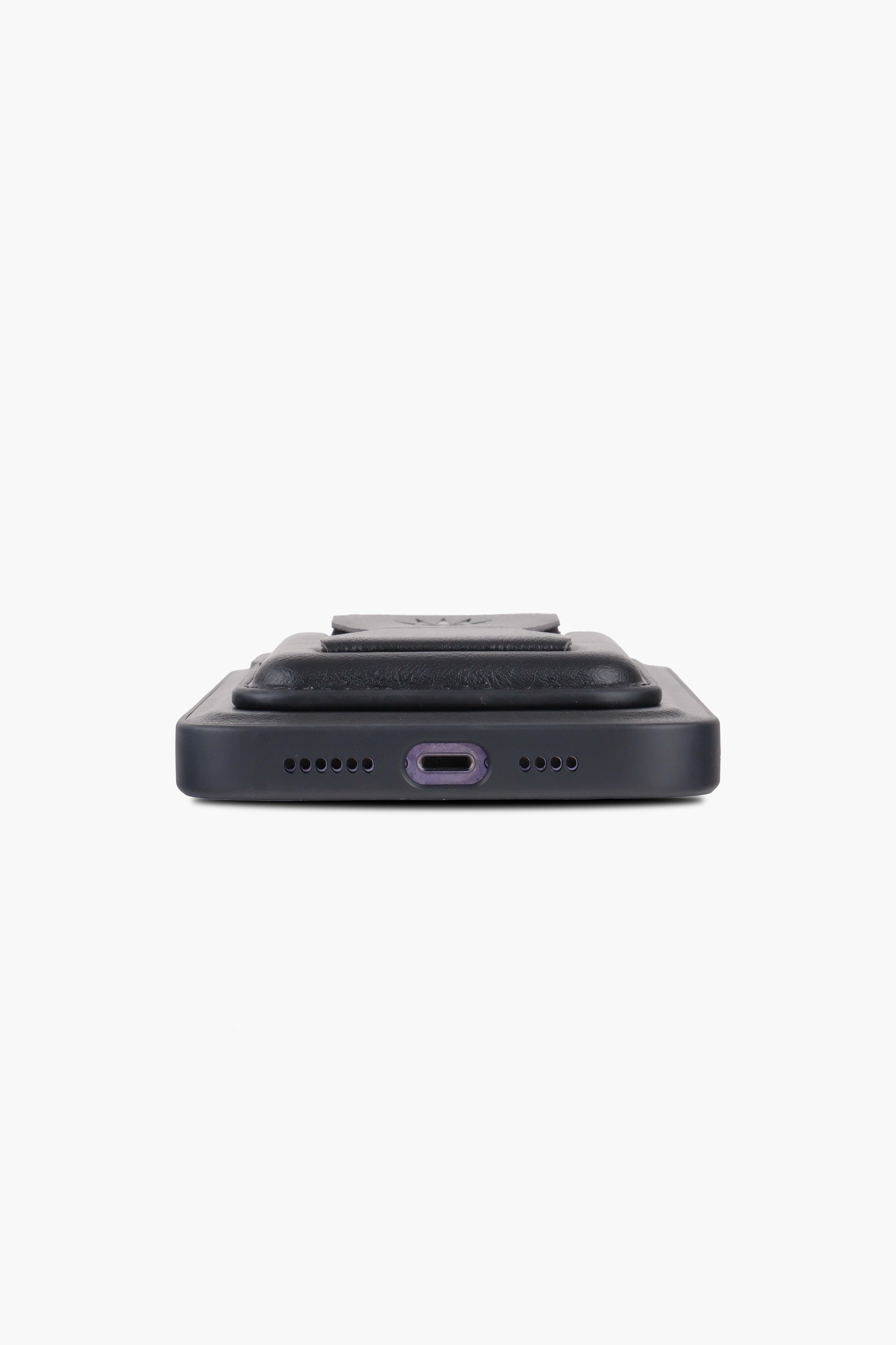 IPHONE 15 PRO MAX SİYAH STANDLI MAGSAFE KILIF + KARTLIK15 pro maxWATCHOFROYALİPHONE15PROMAXIPHONE 15 PRO MAX SİYAH STANDLI MAGSAFE KILIF + KARTLIK