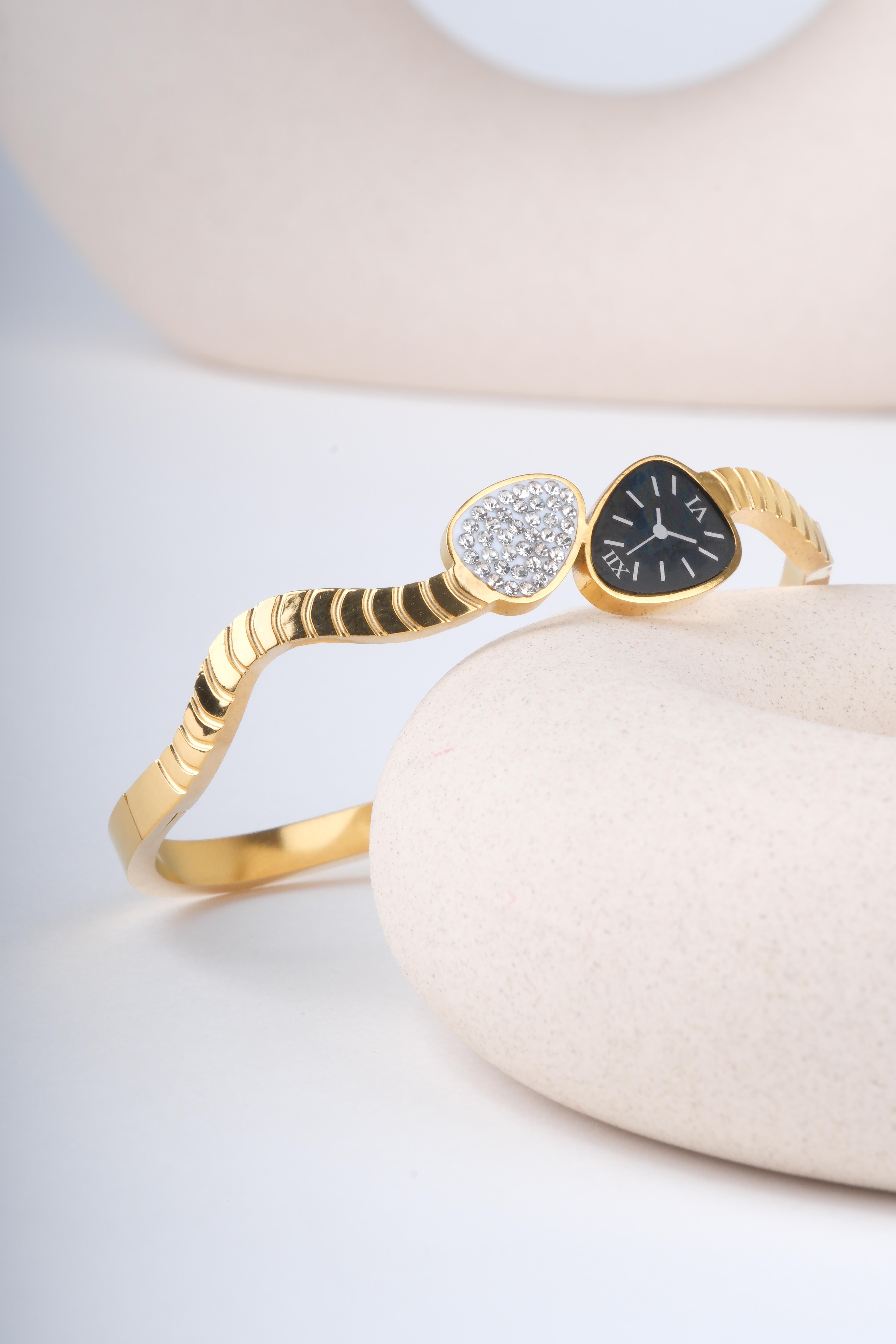 DIGNITA GOLD  ÇELİK BİLEKLİKBRACELETWATCHOFROYALDIGNITADIGNITA GOLD  ÇELİK BİLEKLİK