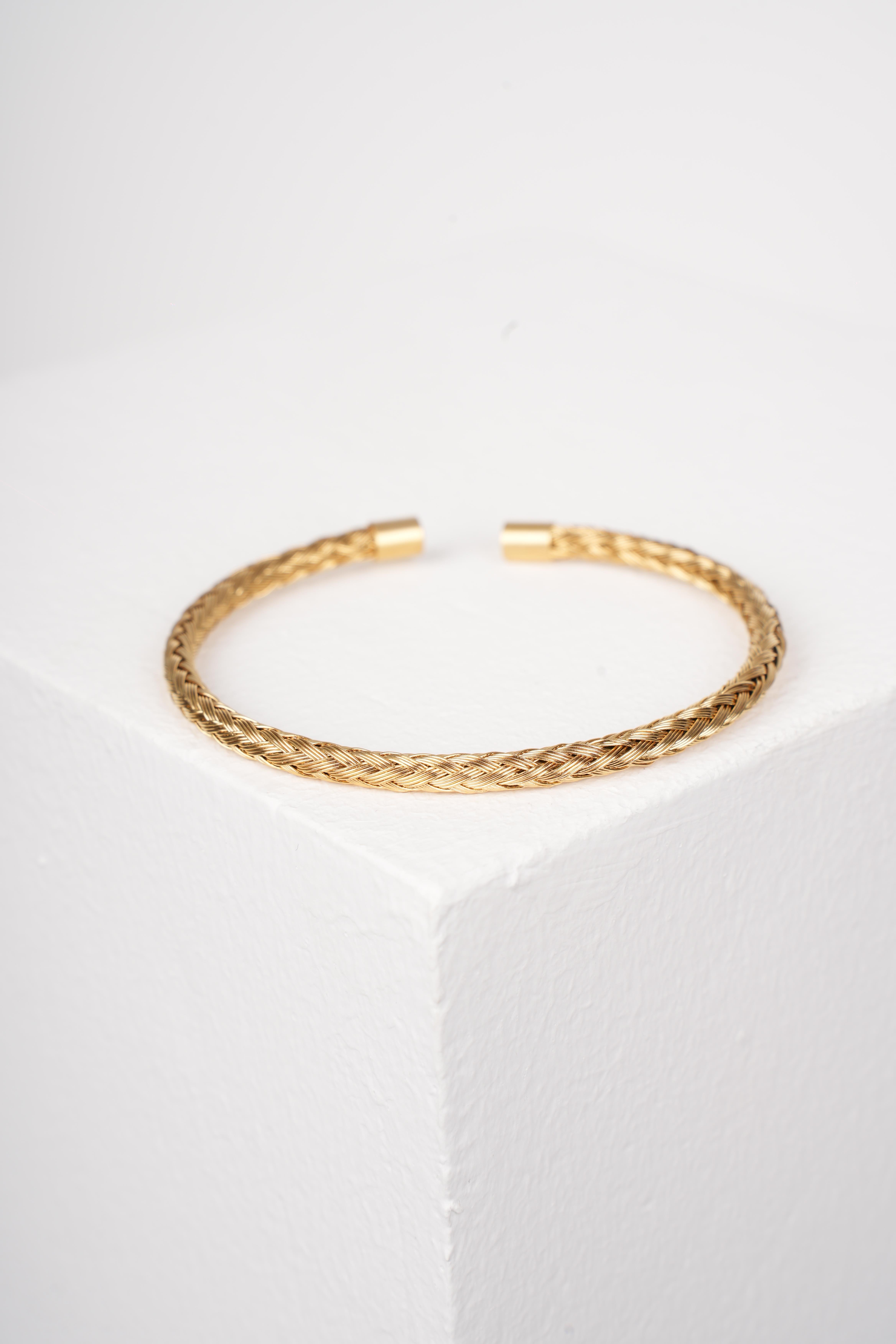 THIN KNITTING GOLD TITANIUM ÇELİK BİLEZİKBraceletWATCHOFROYALTHINKNITTINGTHIN KNITTING GOLD TITANIUM ÇELİK BİLEZİK