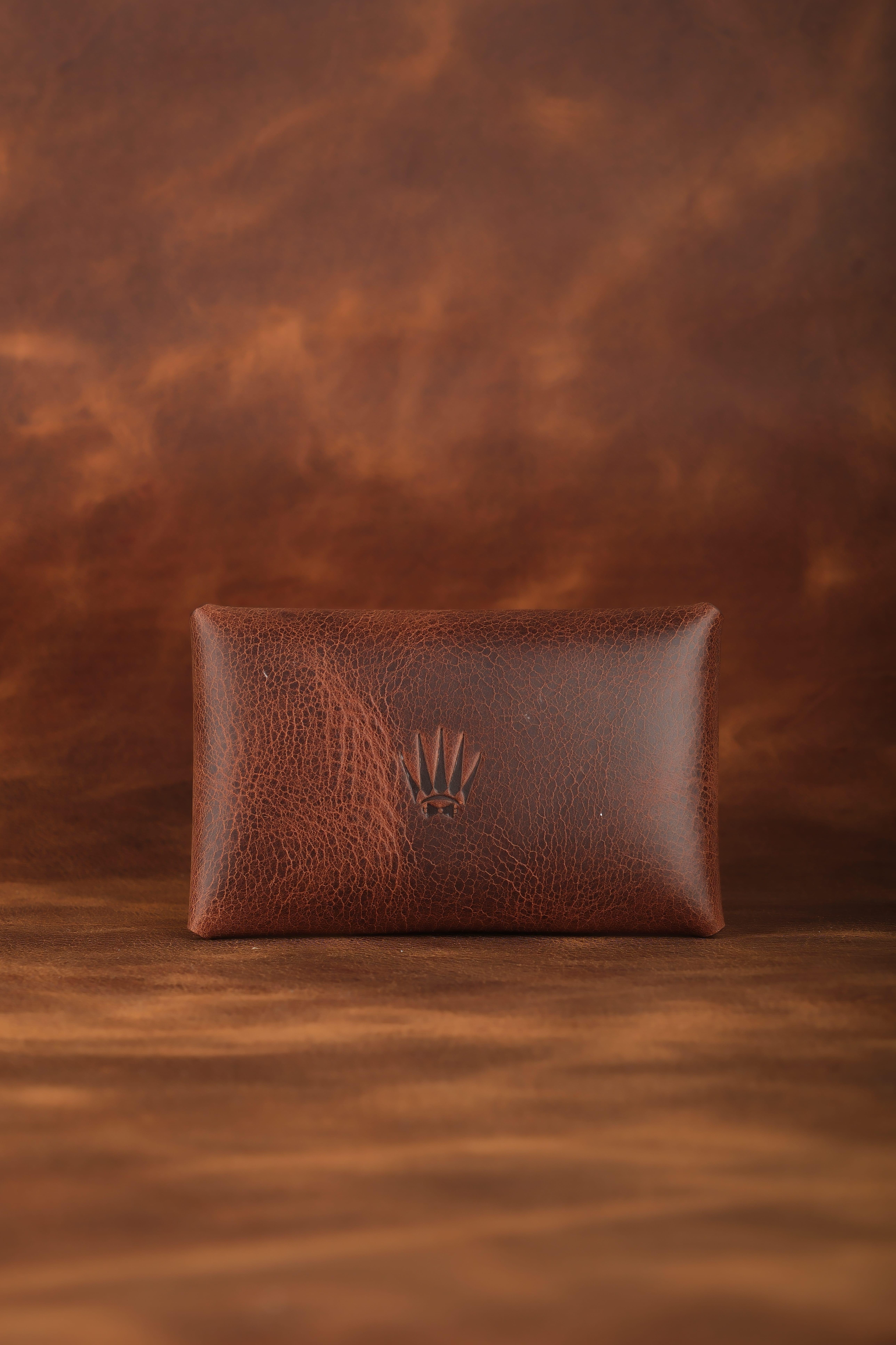 Clot Kahve Hakiki Deri Cüzdan Kartlık SecureVaultWalletWATCHOFROYALSecureVaultClot Kahve Hakiki Deri Cüzdan Kartlık SecureVault