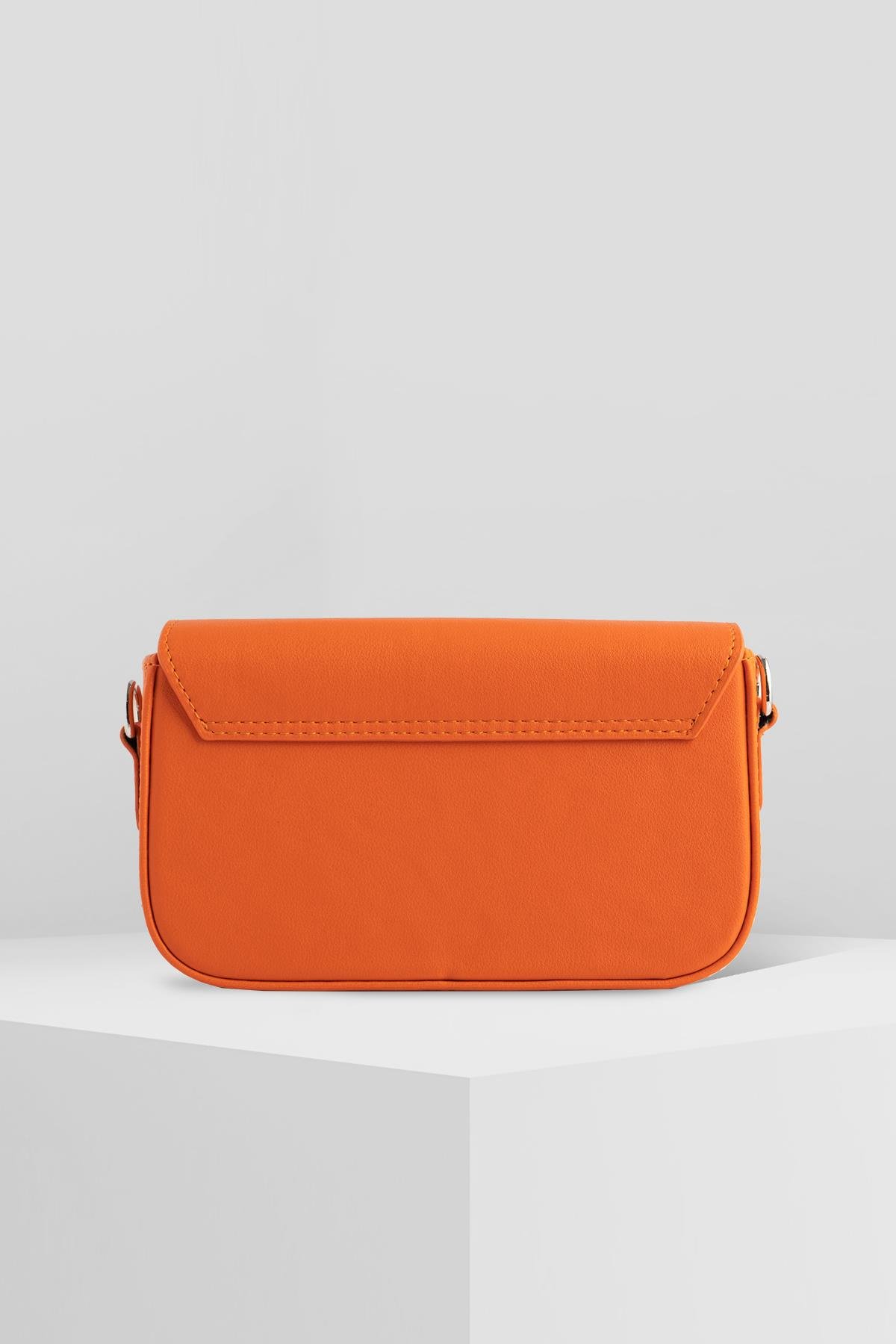 FLAP TURUNCU UNISEX EL ÇANTASIEL ÇANTASIWATCHOFROYALFLAPFLAP TURUNCU UNISEX EL ÇANTASI