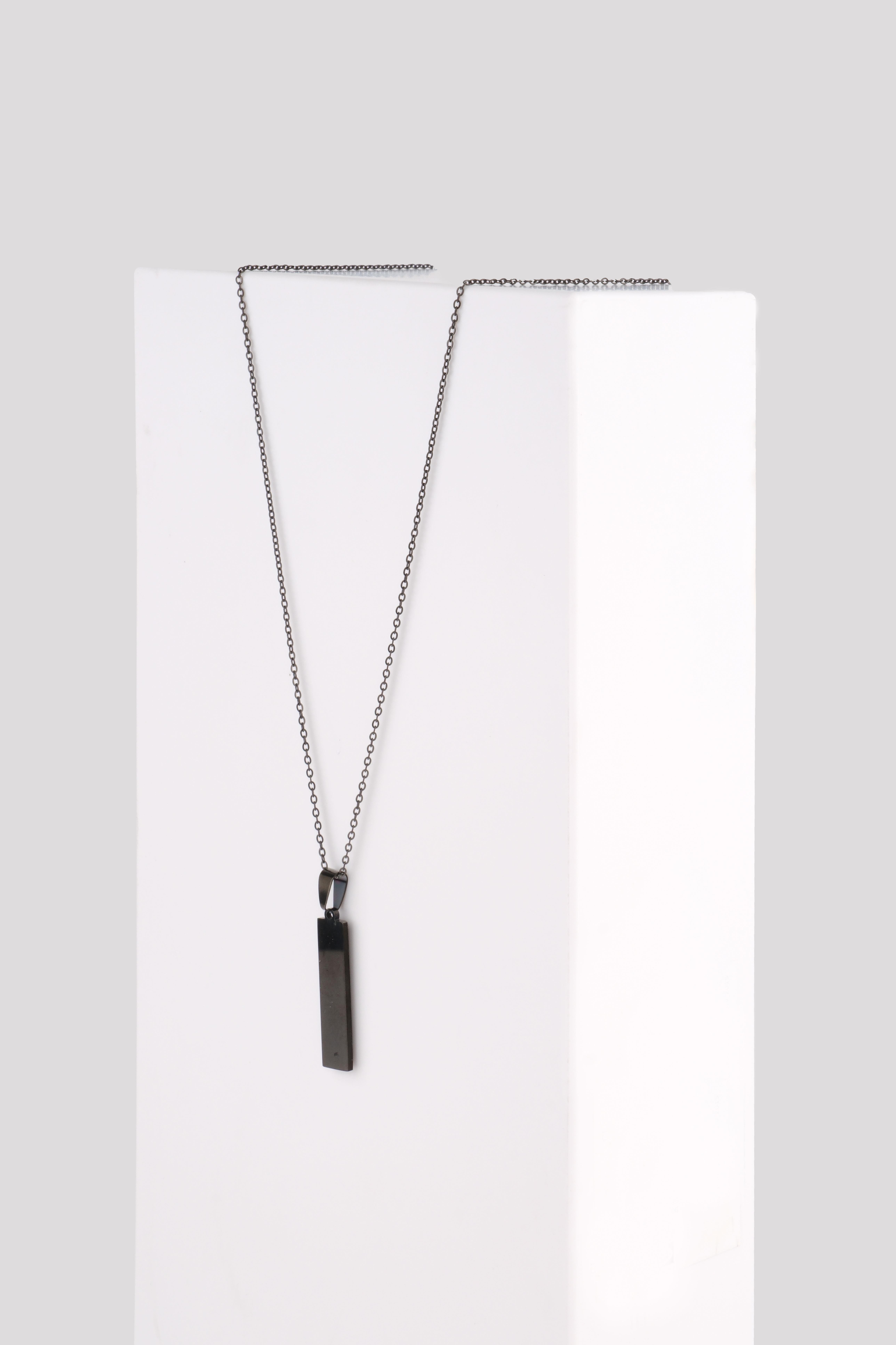 AVIOR BLACK ÇELİK KOLYE GİYİMWATCHOFROYALAVİORBLACK AVIOR BLACK ÇELİK KOLYE 