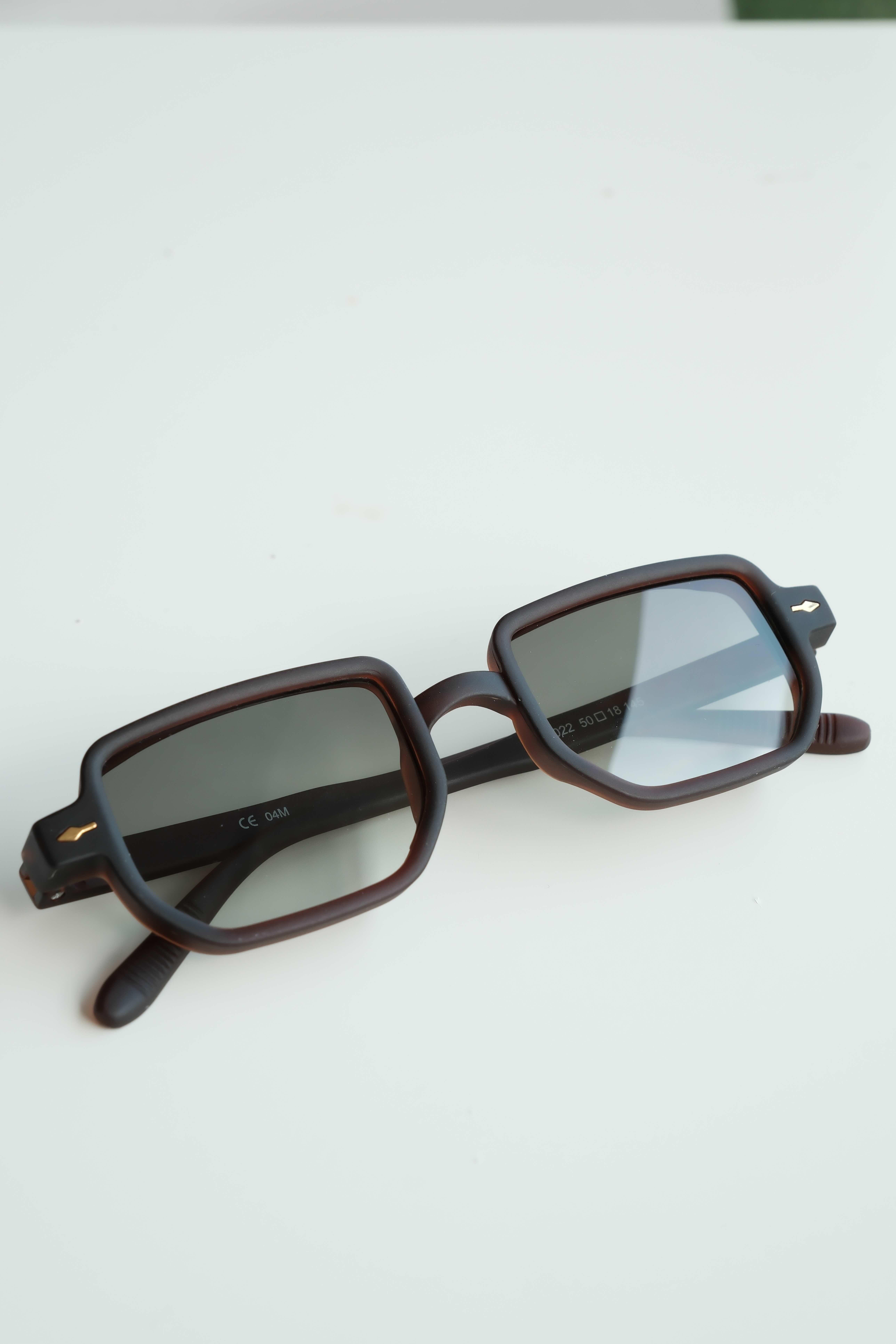 Royal Eyewear Re1022 Yeşil Güneş Gözlüğü EyewearWATCHOFROYALre1022Royal Eyewear Re1022 Yeşil Güneş Gözlüğü 