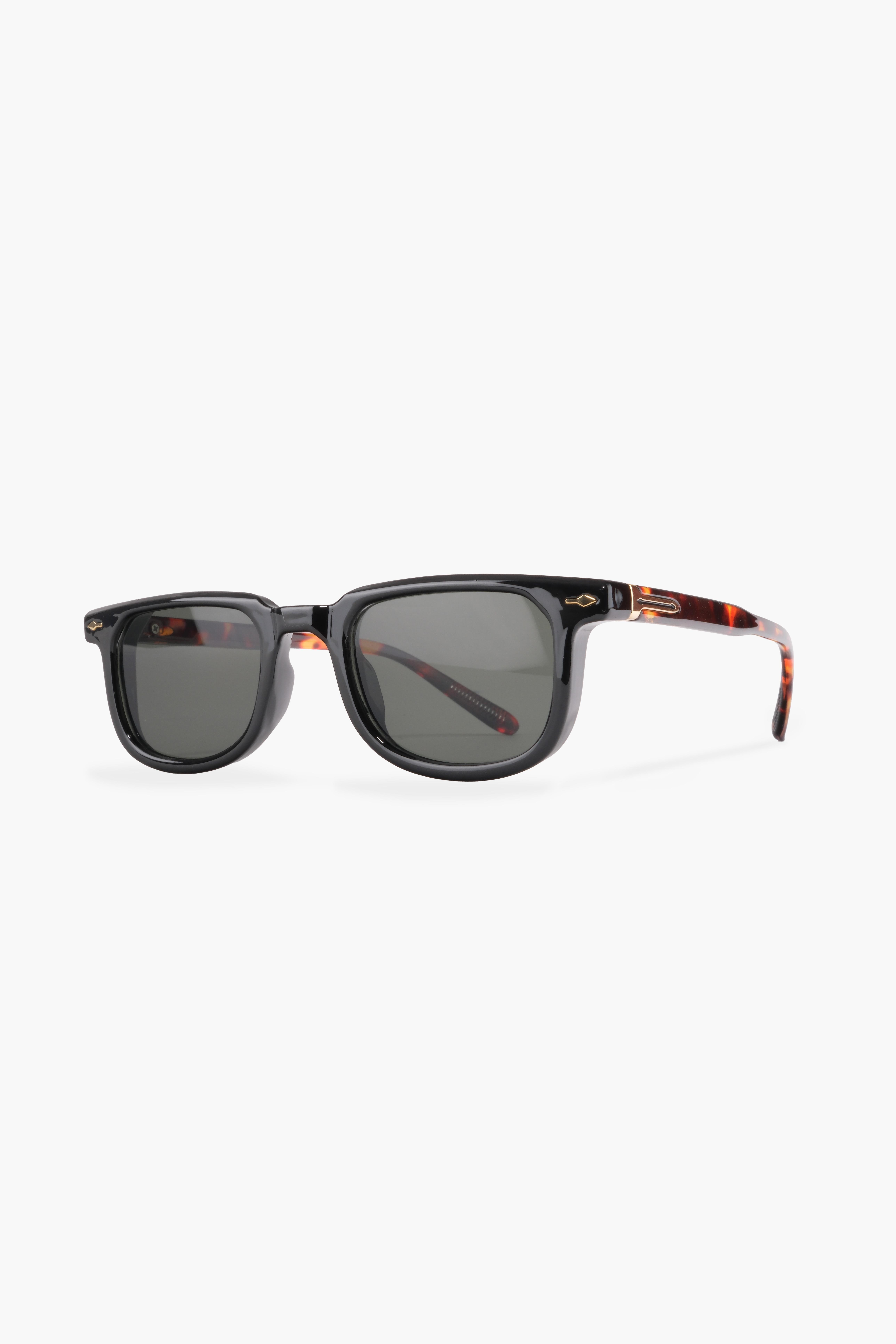 Royal Eyewear Leopar Yeşil Güneş Gözlüğü RE65037     GÖZLÜK KONSEPTWATCHOFROYALRE65037Royal Eyewear Leopar Yeşil Güneş Gözlüğü RE65037     